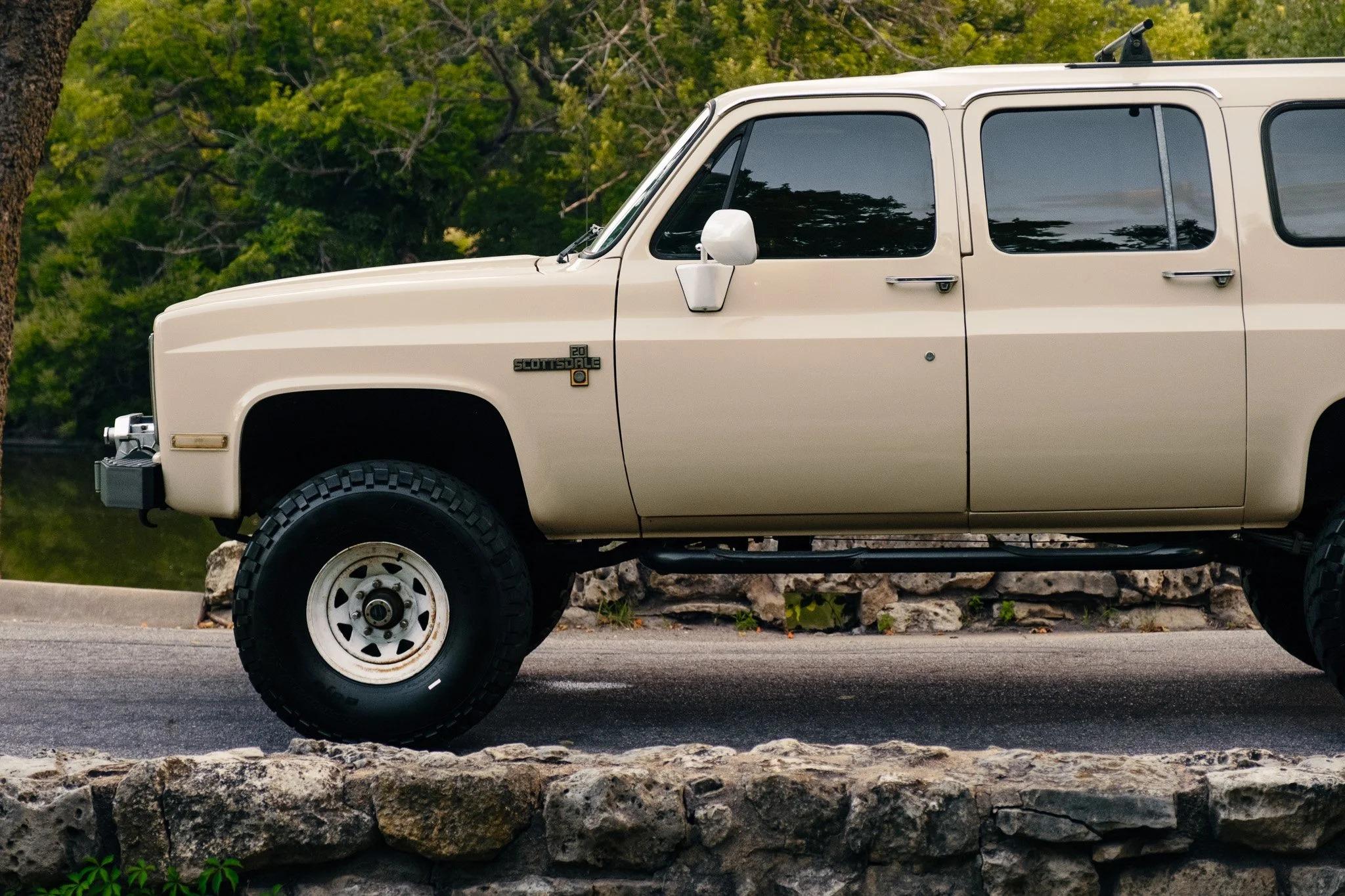 1988 Chevy Suburban V20