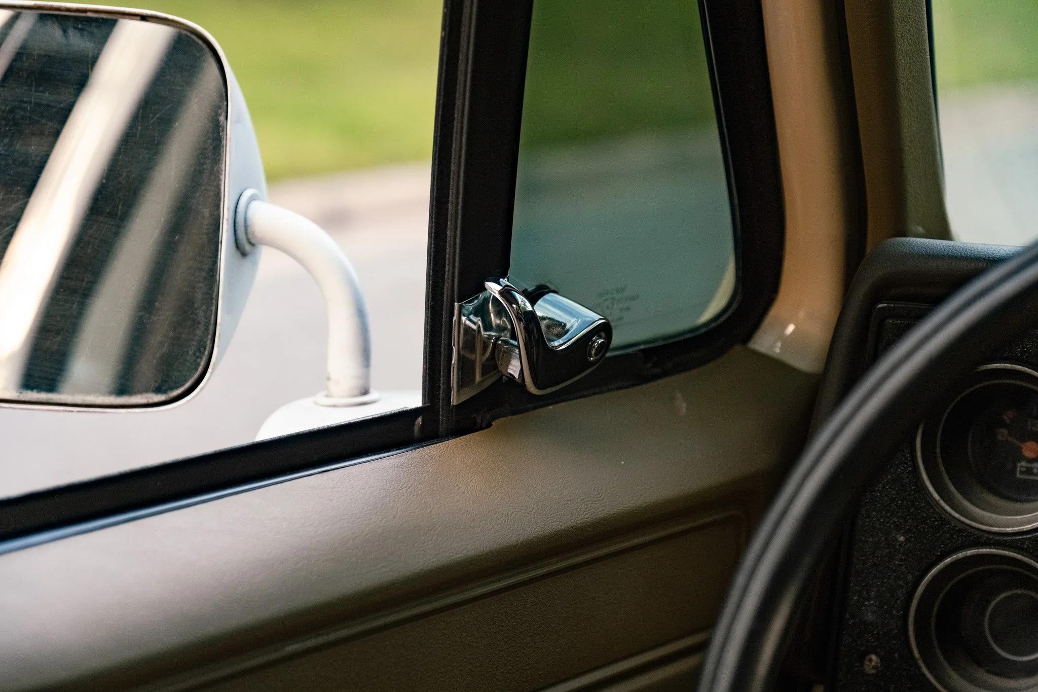 1988 Chevy Suburban V20