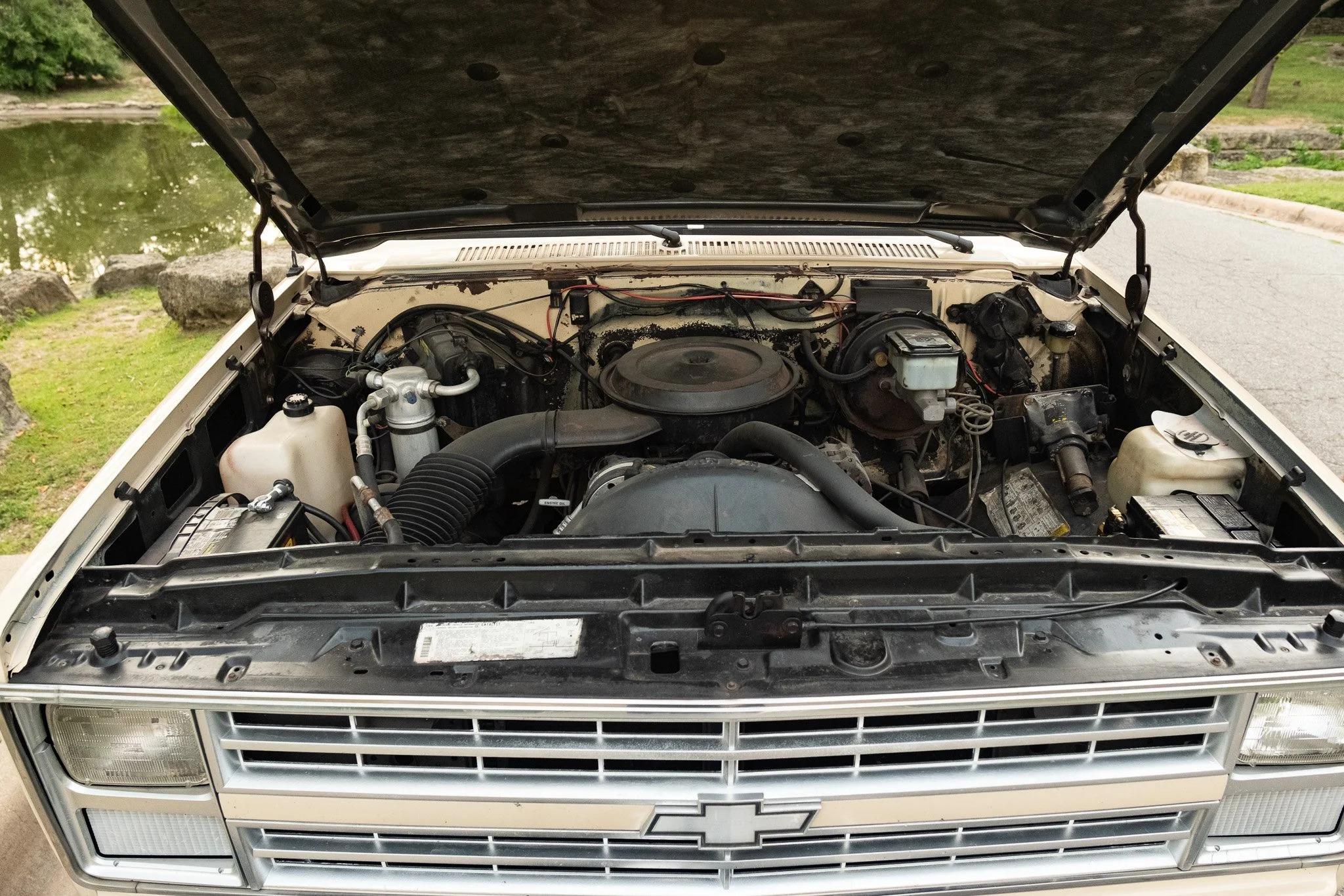 1988 Chevy Suburban V20