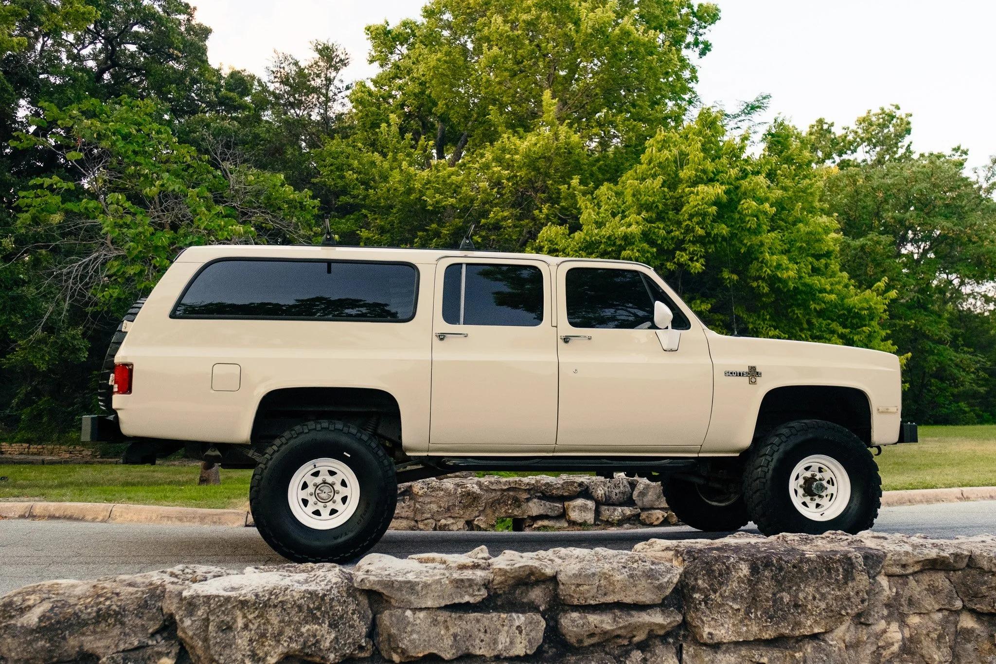 1988 Chevy Suburban V20