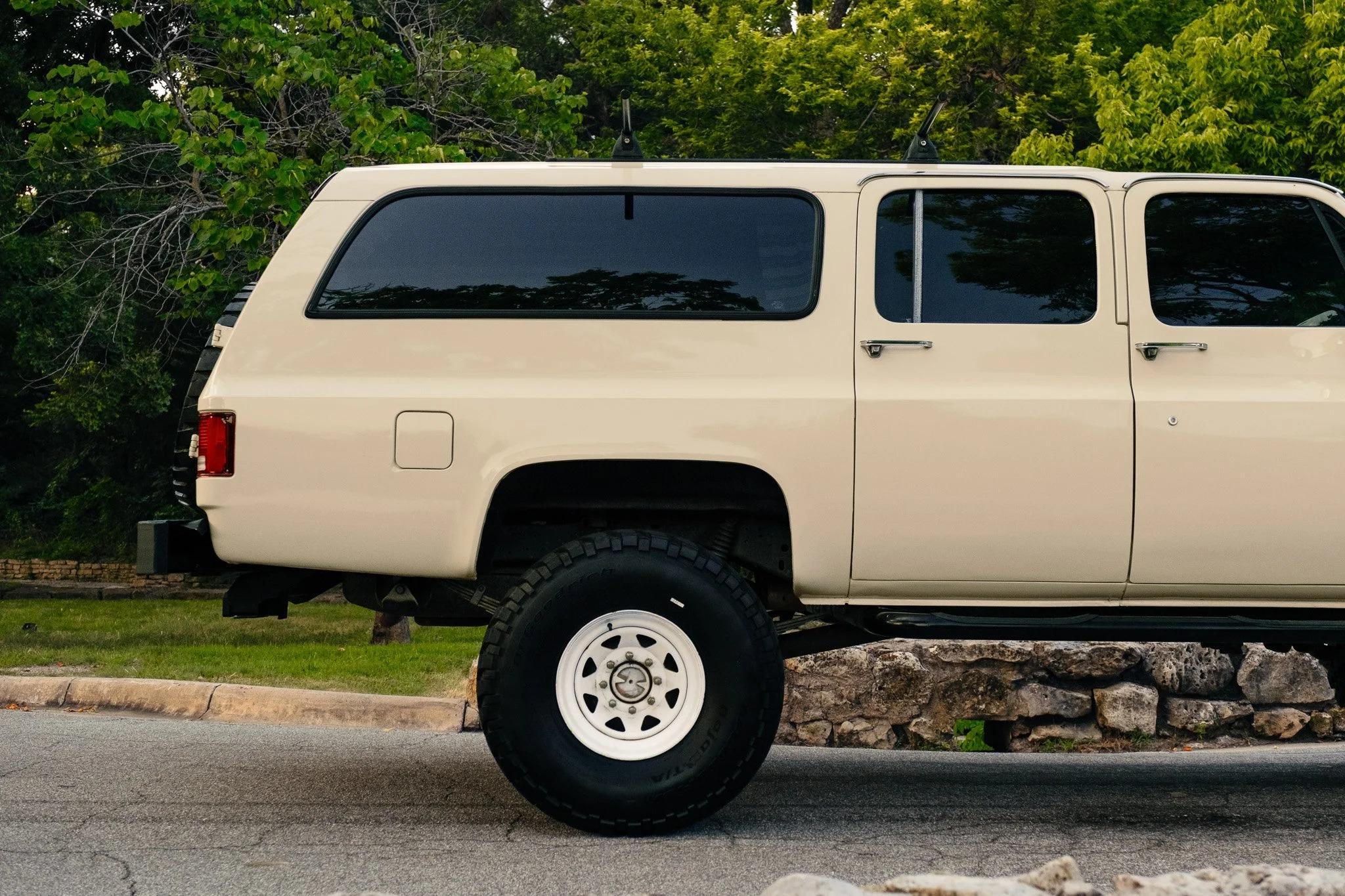 1988 Chevy Suburban V20
