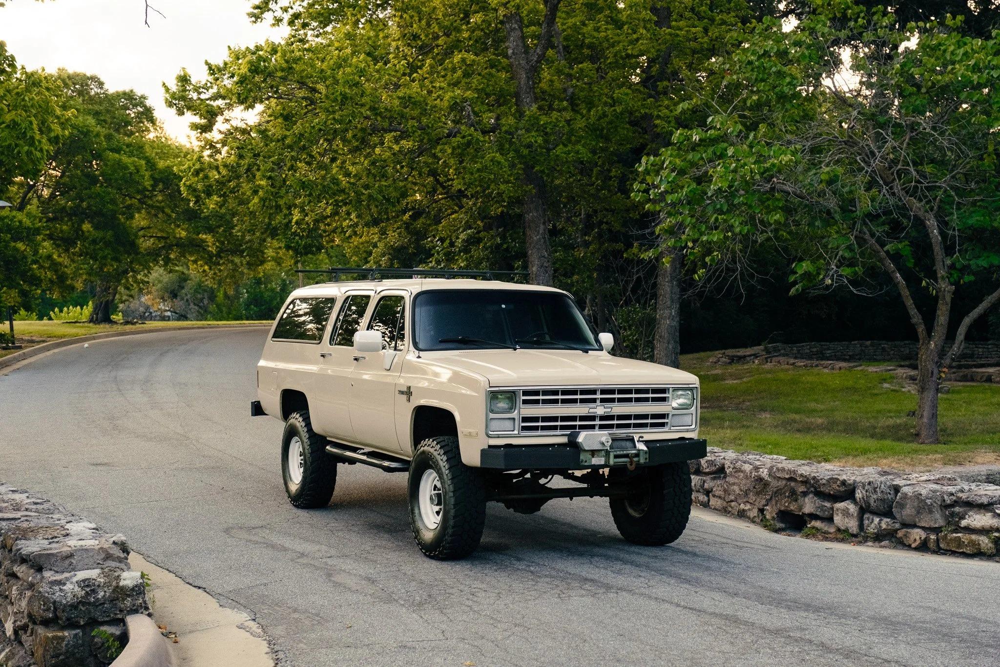 1988 Chevy Suburban V20