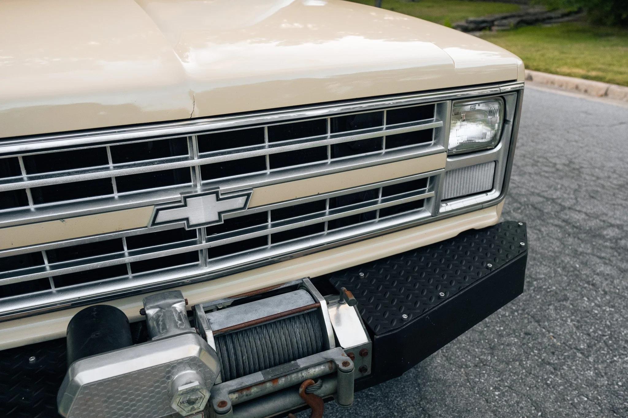 1988 Chevy Suburban V20