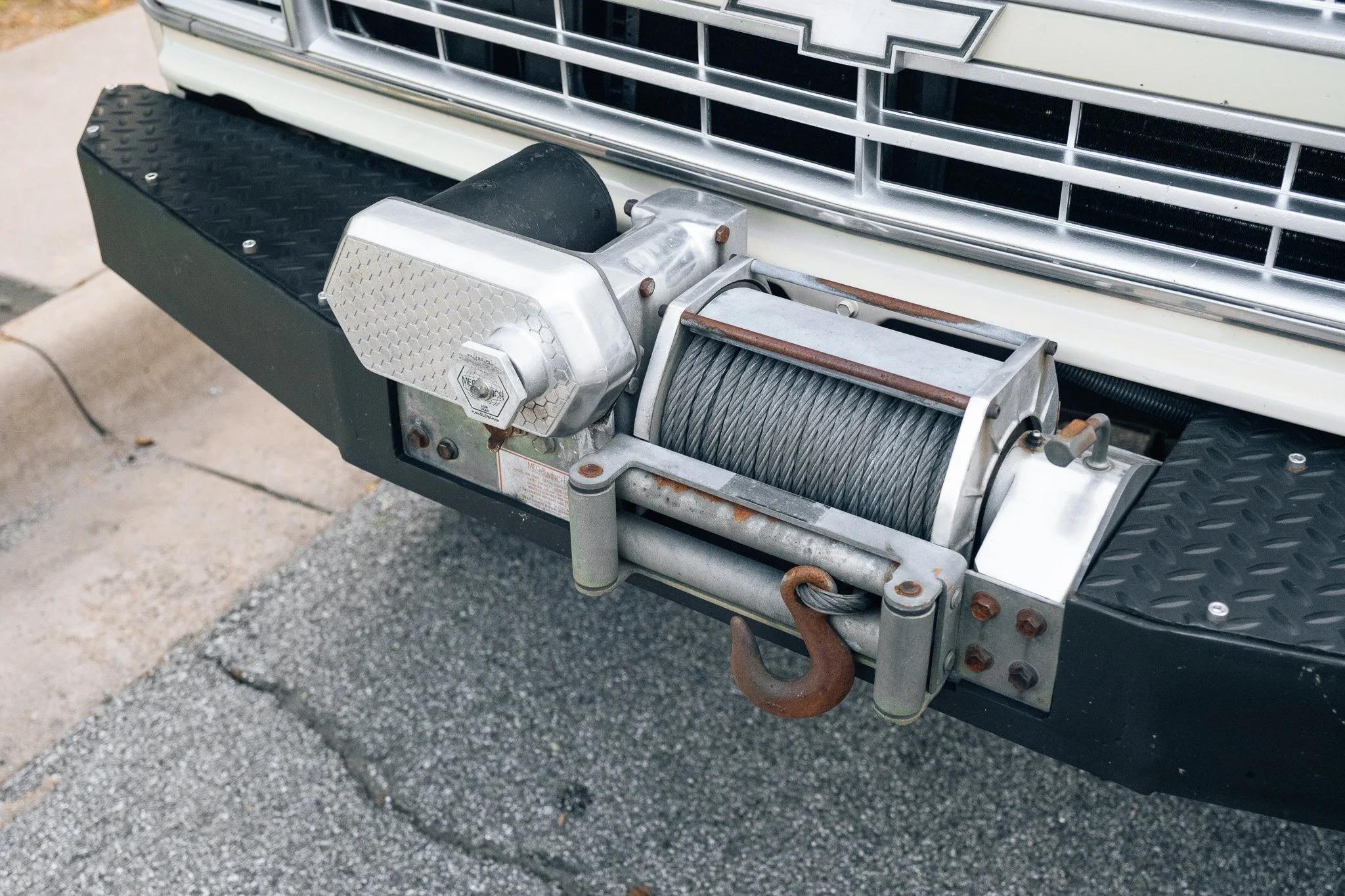 1988 Chevy Suburban V20