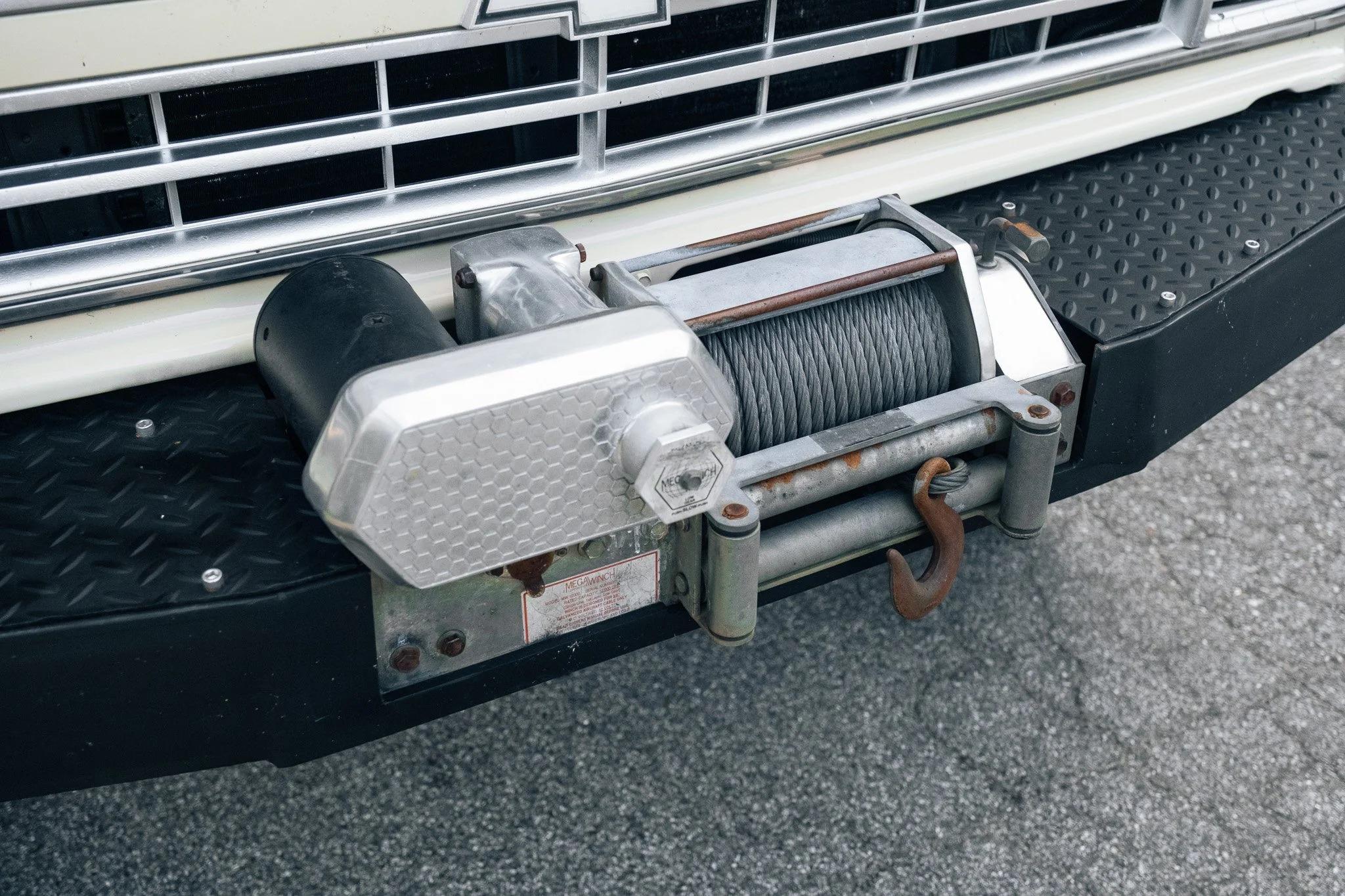 1988 Chevy Suburban V20