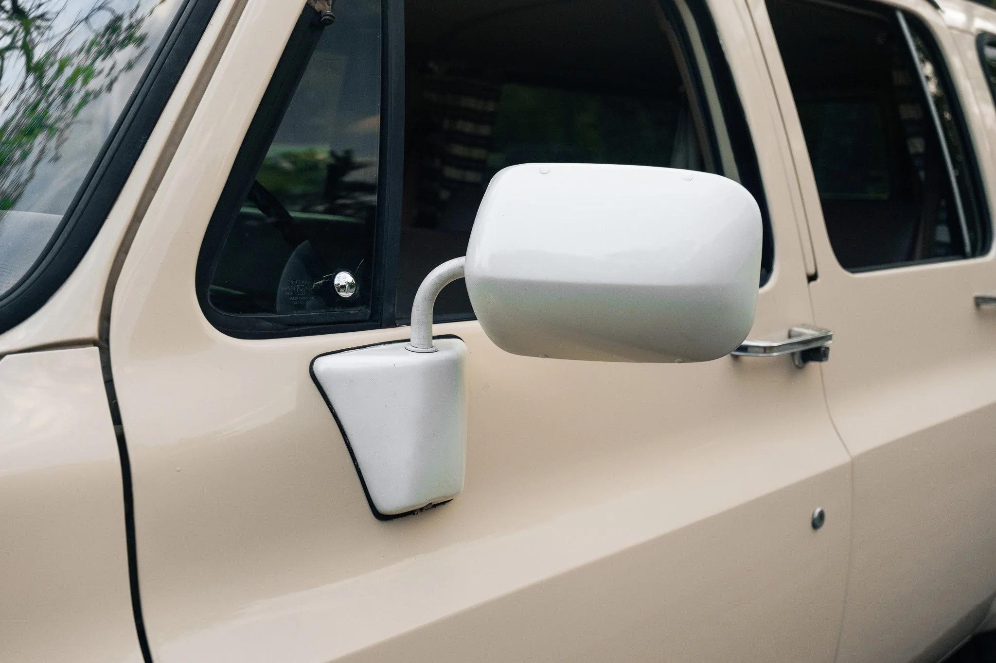1988 Chevy Suburban V20
