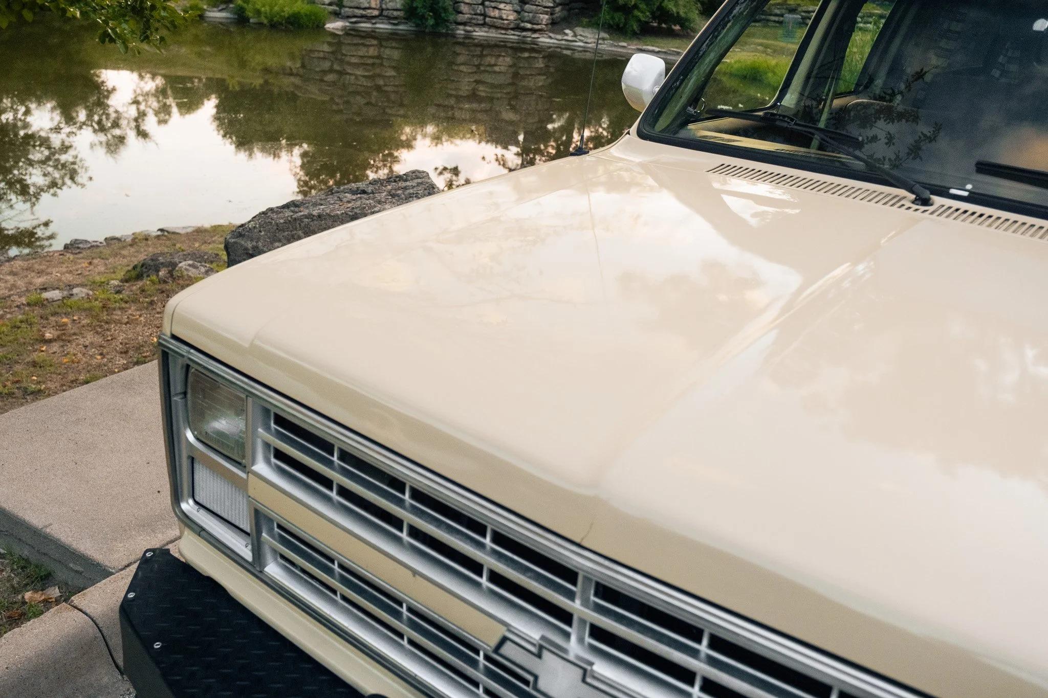 1988 Chevy Suburban V20