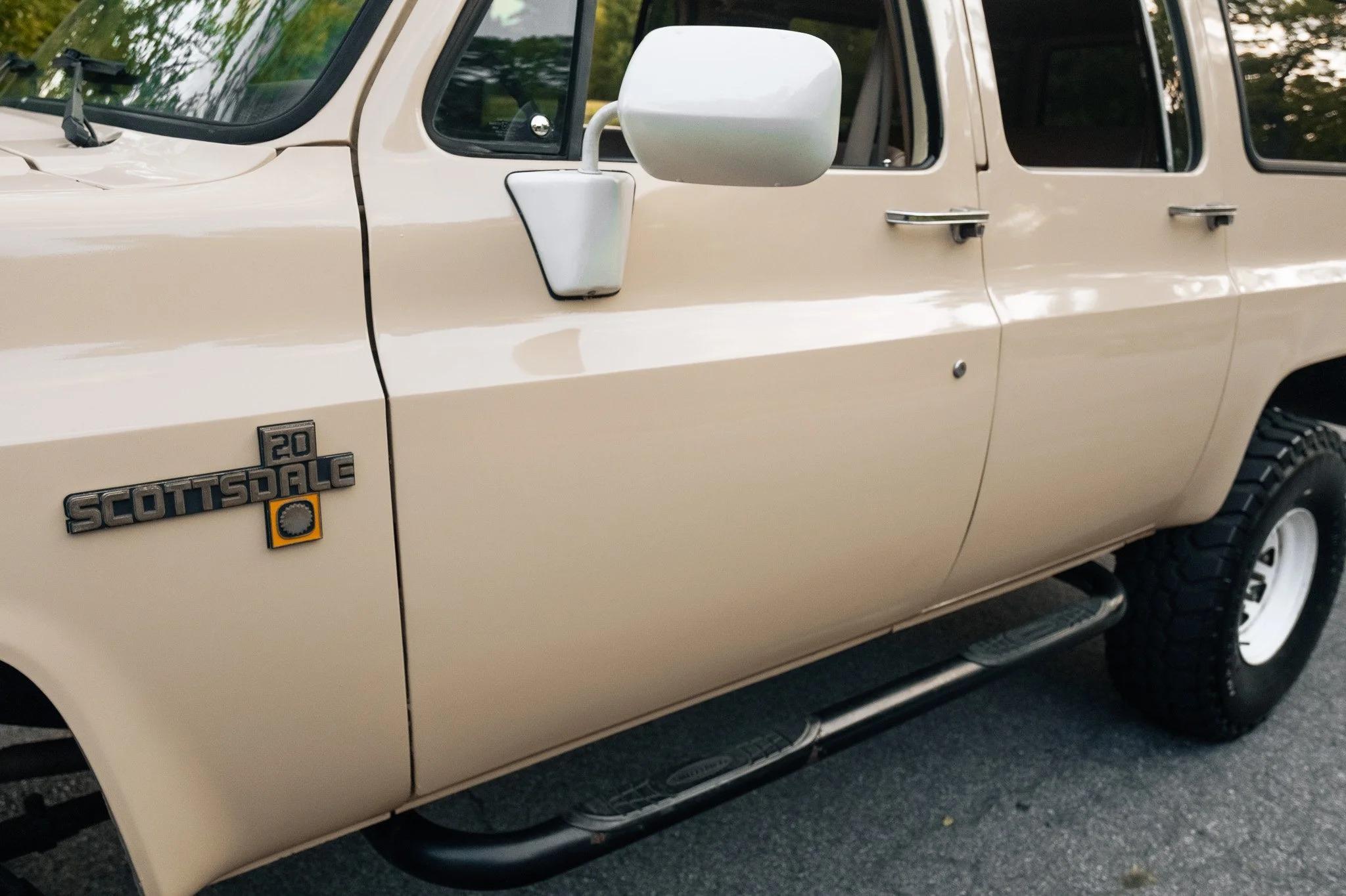 1988 Chevy Suburban V20