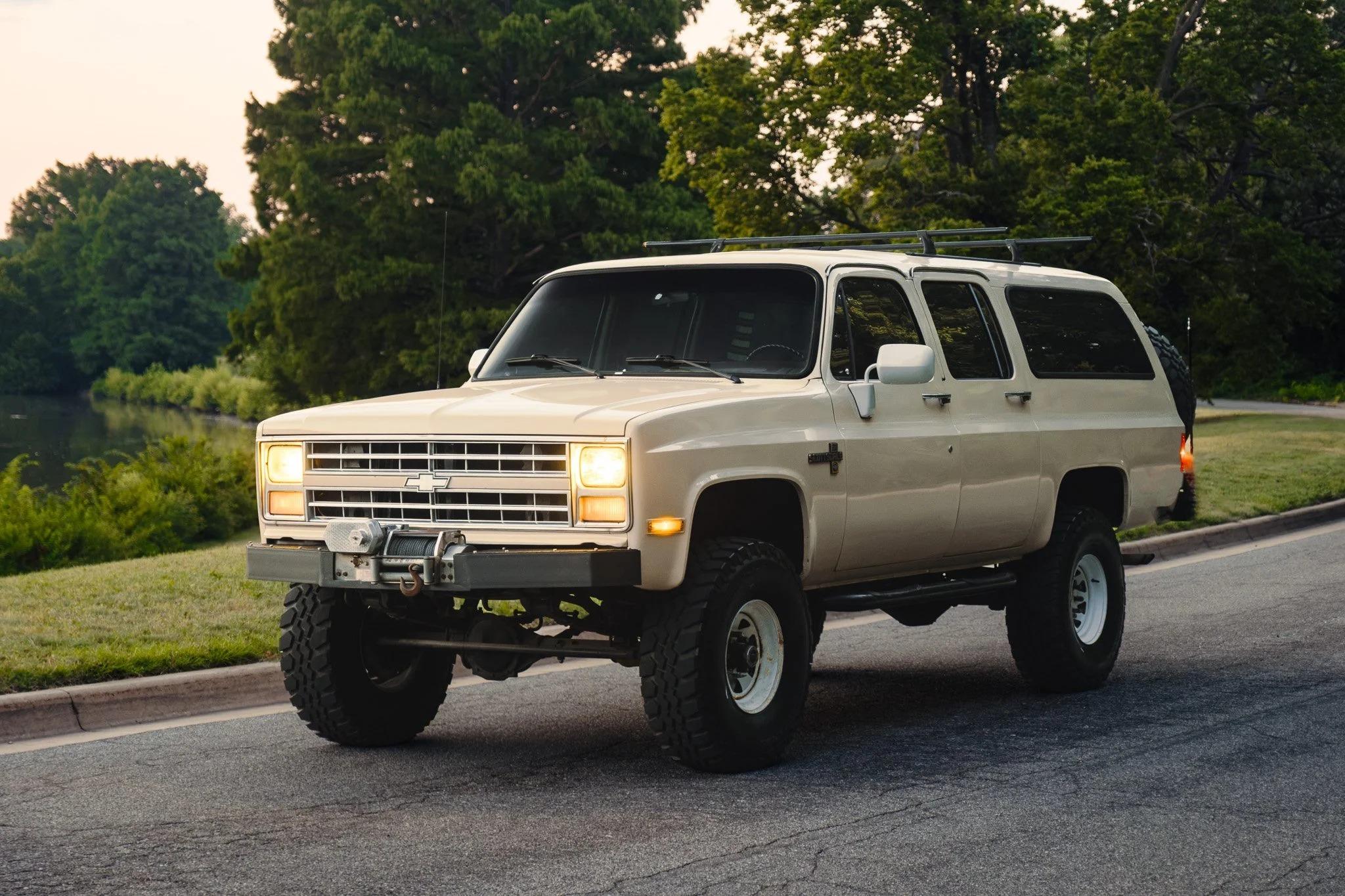 1988 Chevy Suburban V20