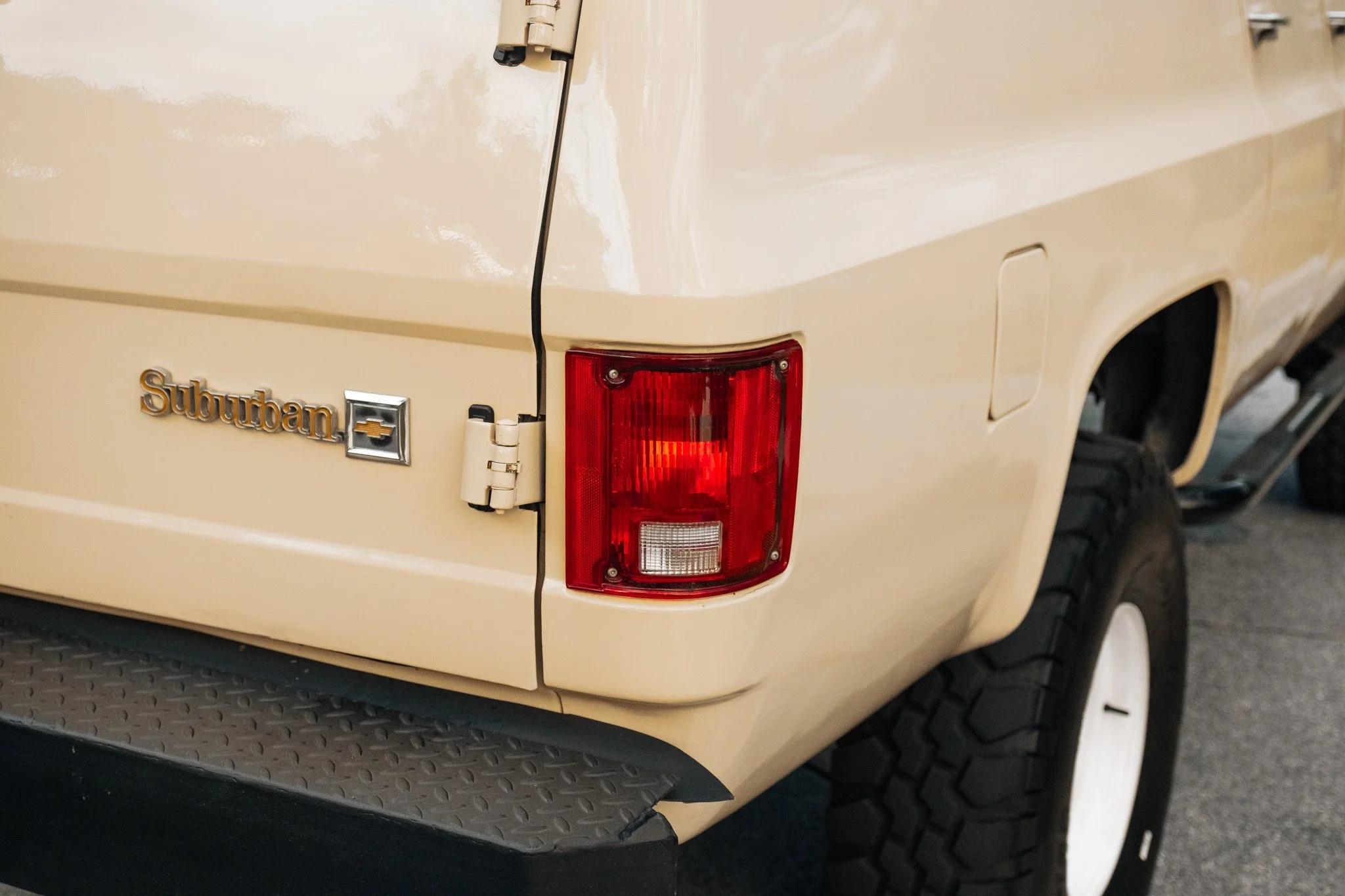 1988 Chevy Suburban V20