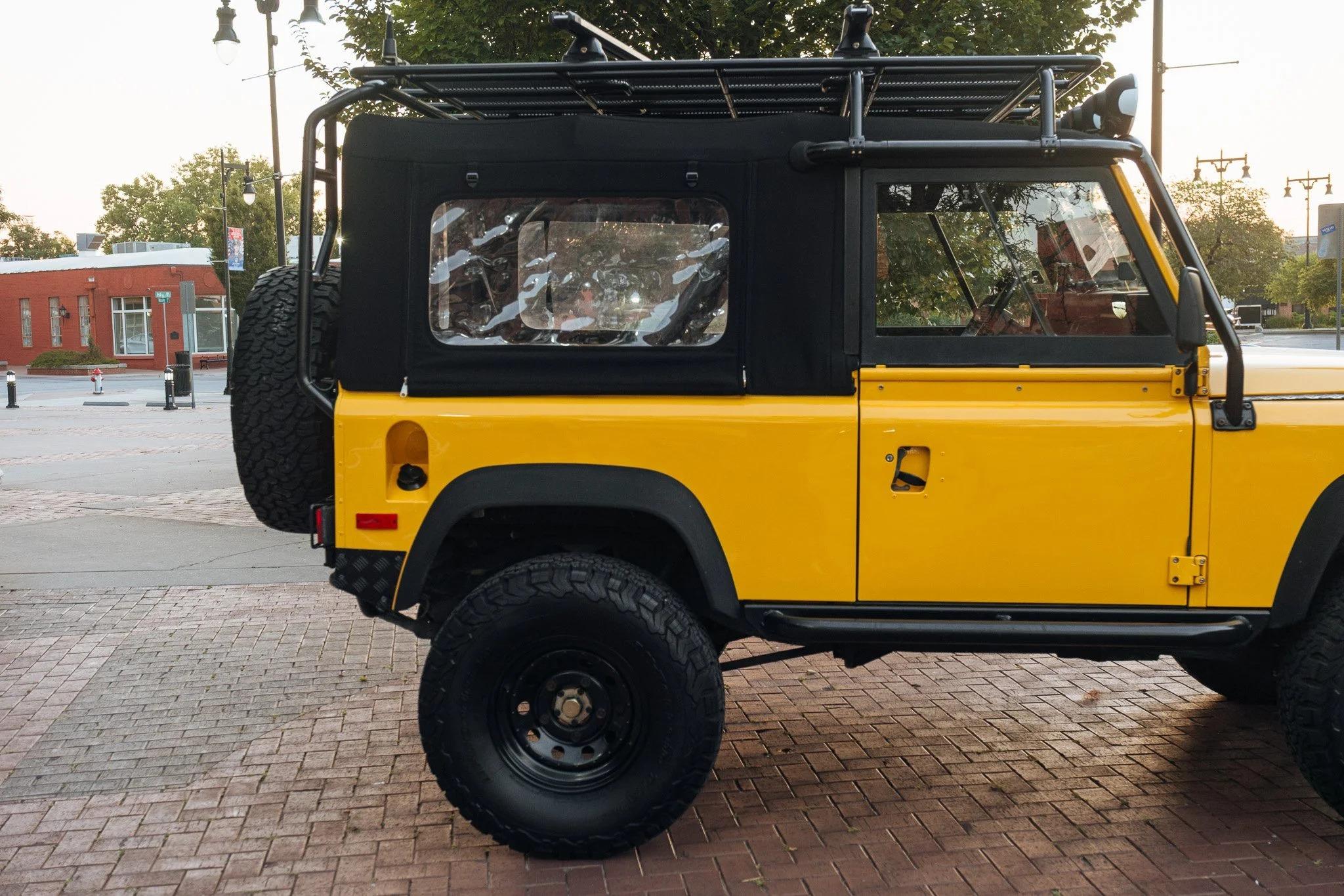 1994 Land Rover Defender 90 NAS