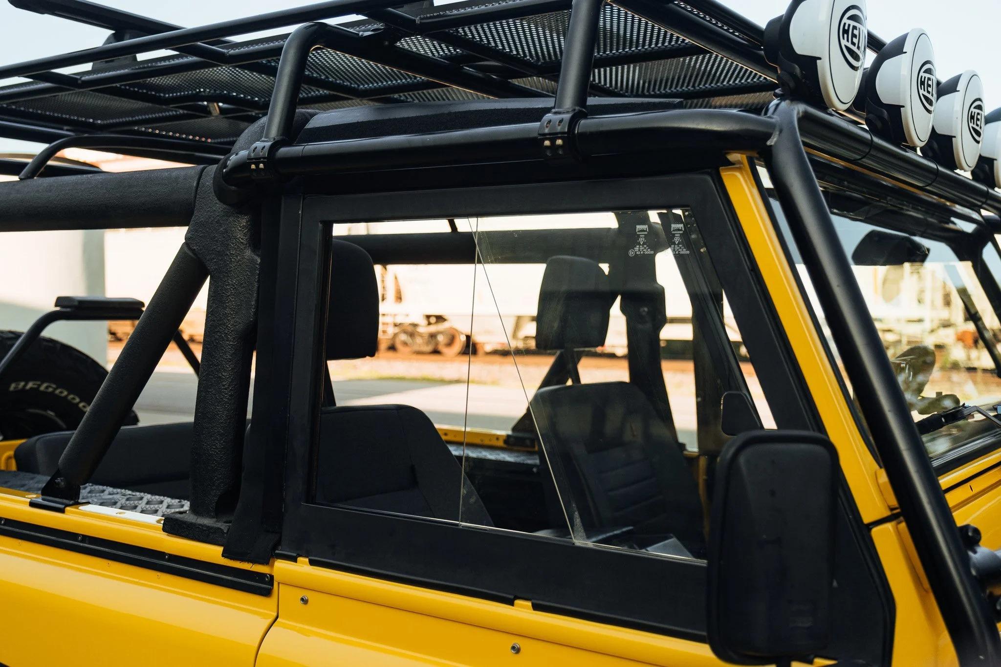 1994 Land Rover Defender 90 NAS