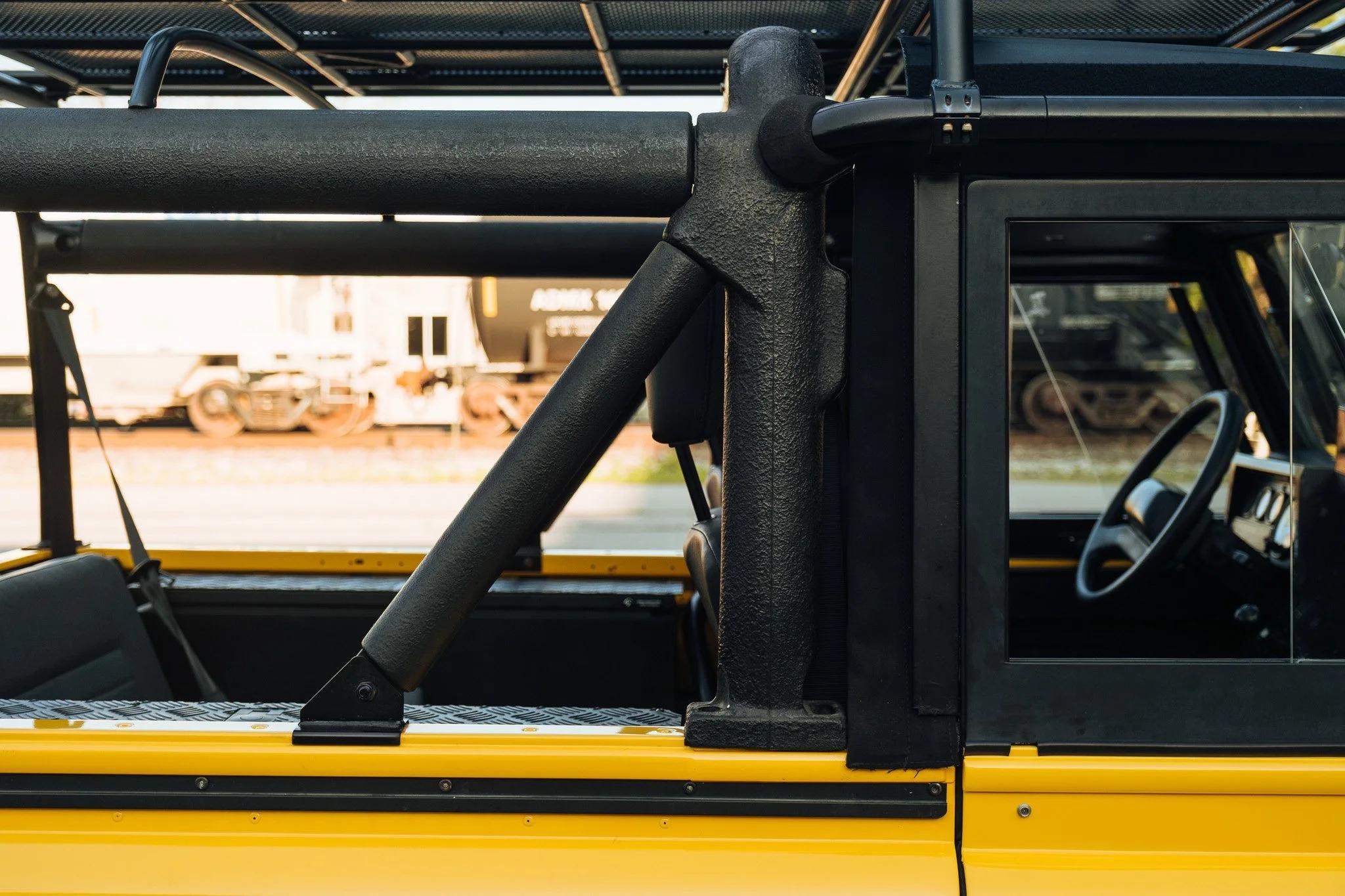 1994 Land Rover Defender 90 NAS