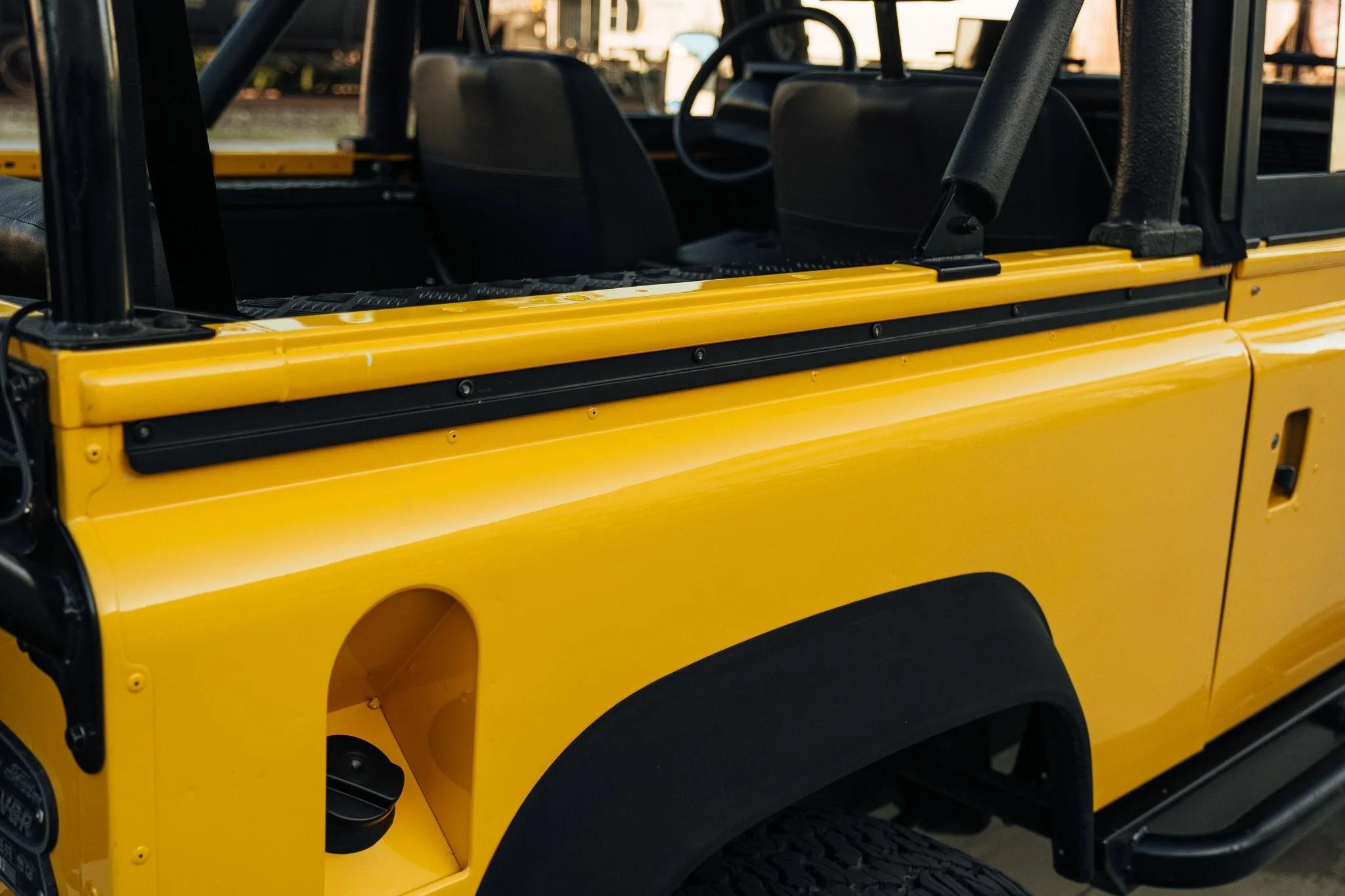 1994 Land Rover Defender 90 NAS
