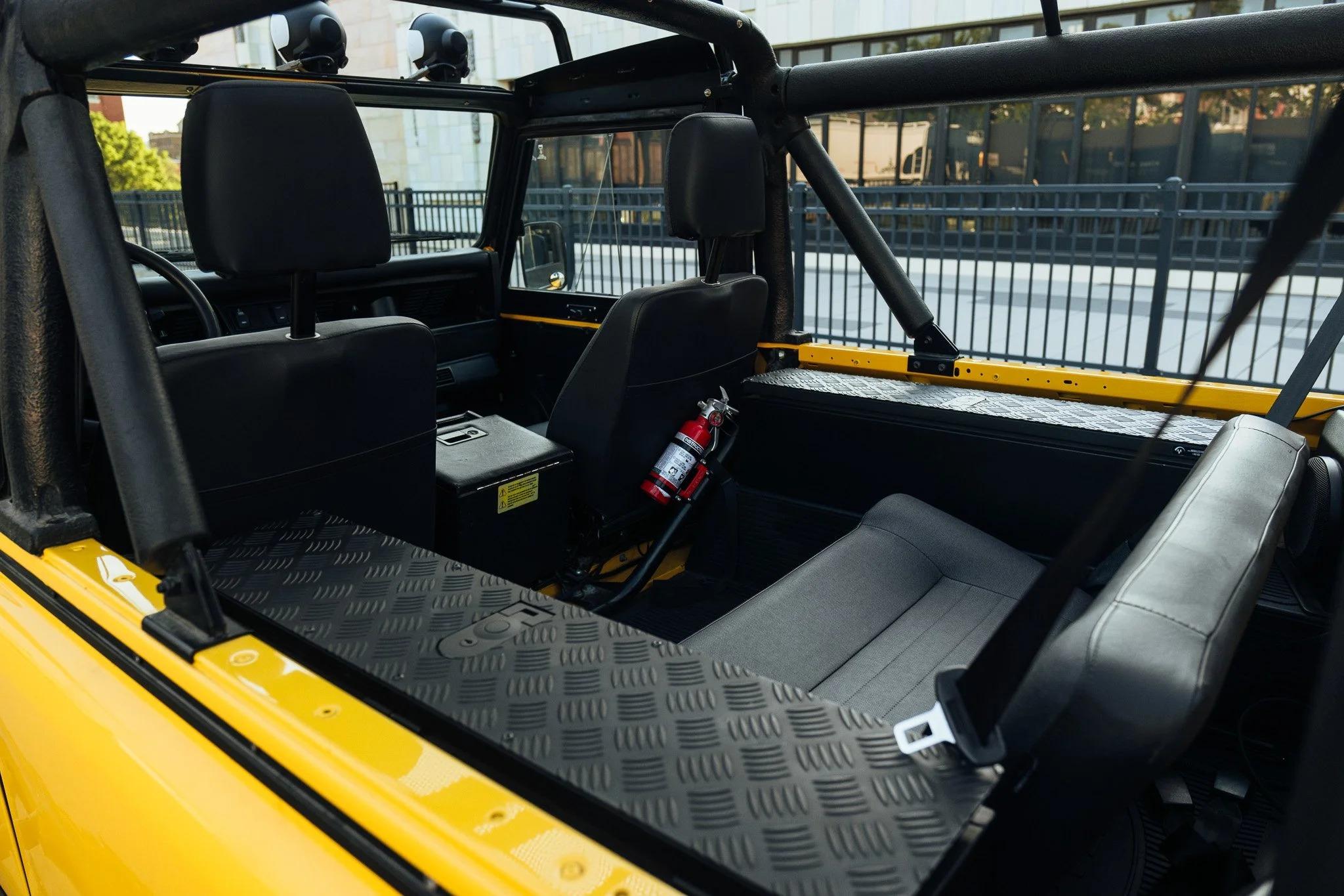 1994 Land Rover Defender 90 NAS