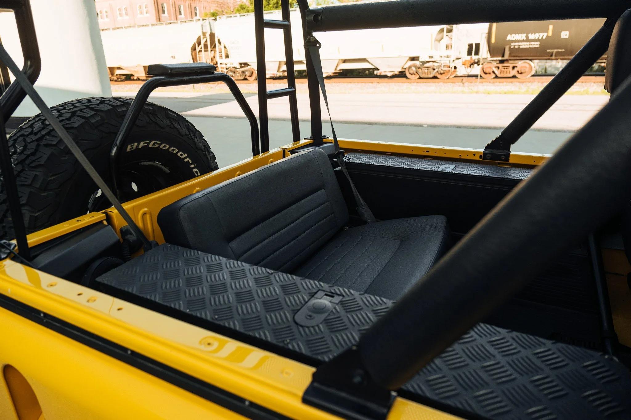 1994 Land Rover Defender 90 NAS