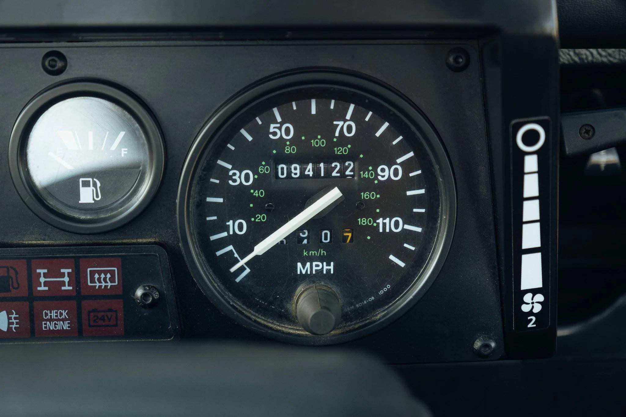 1994 Land Rover Defender 90 NAS