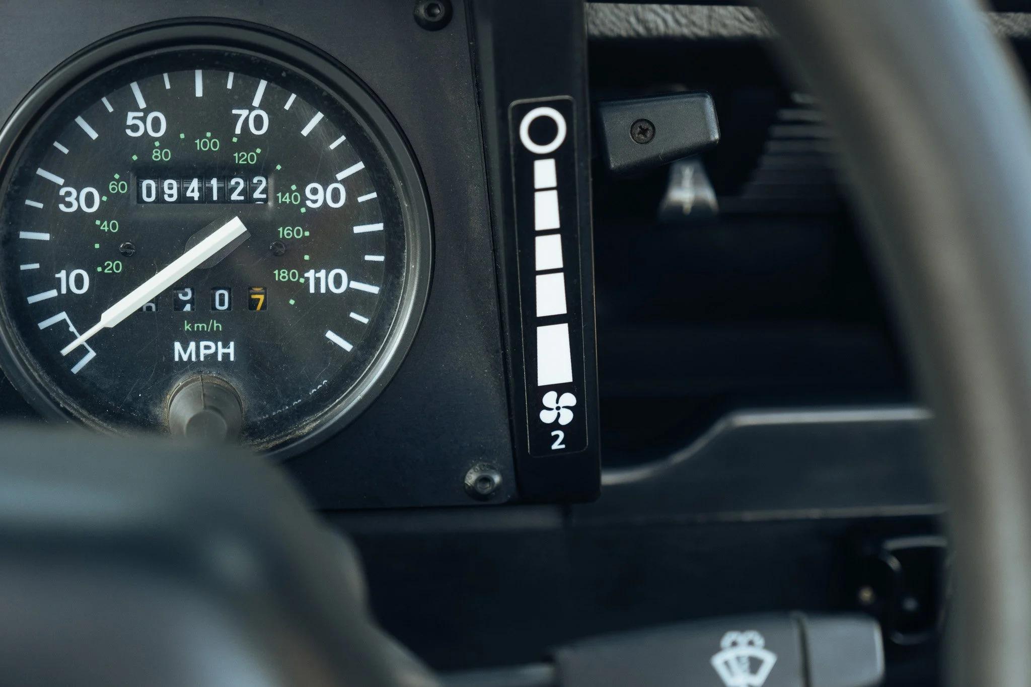 1994 Land Rover Defender 90 NAS