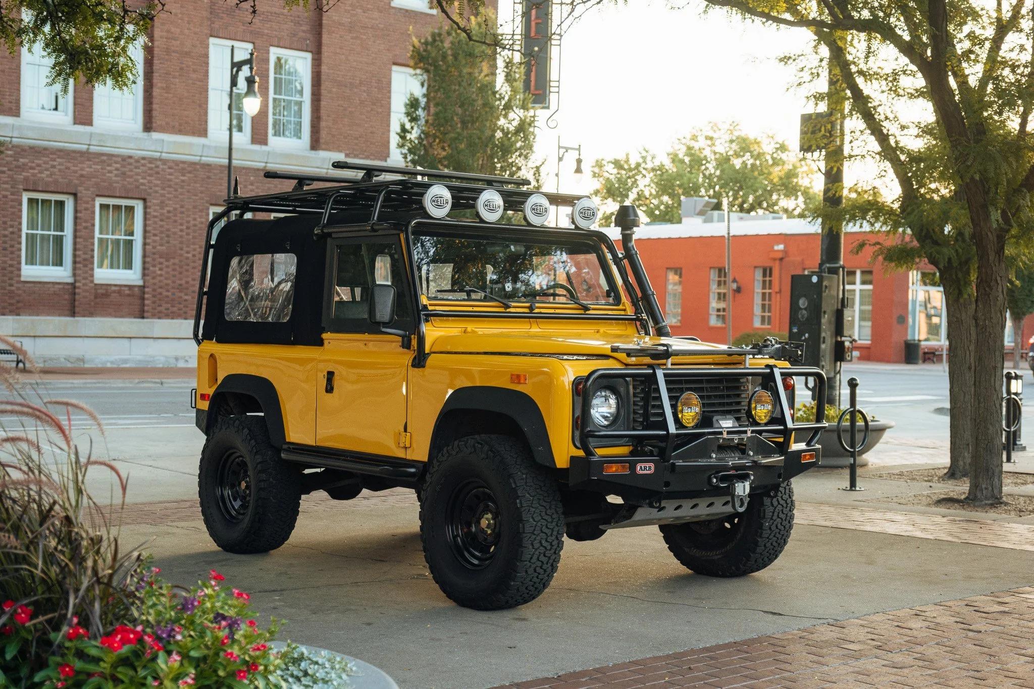 1994 Land Rover Defender 90 NAS
