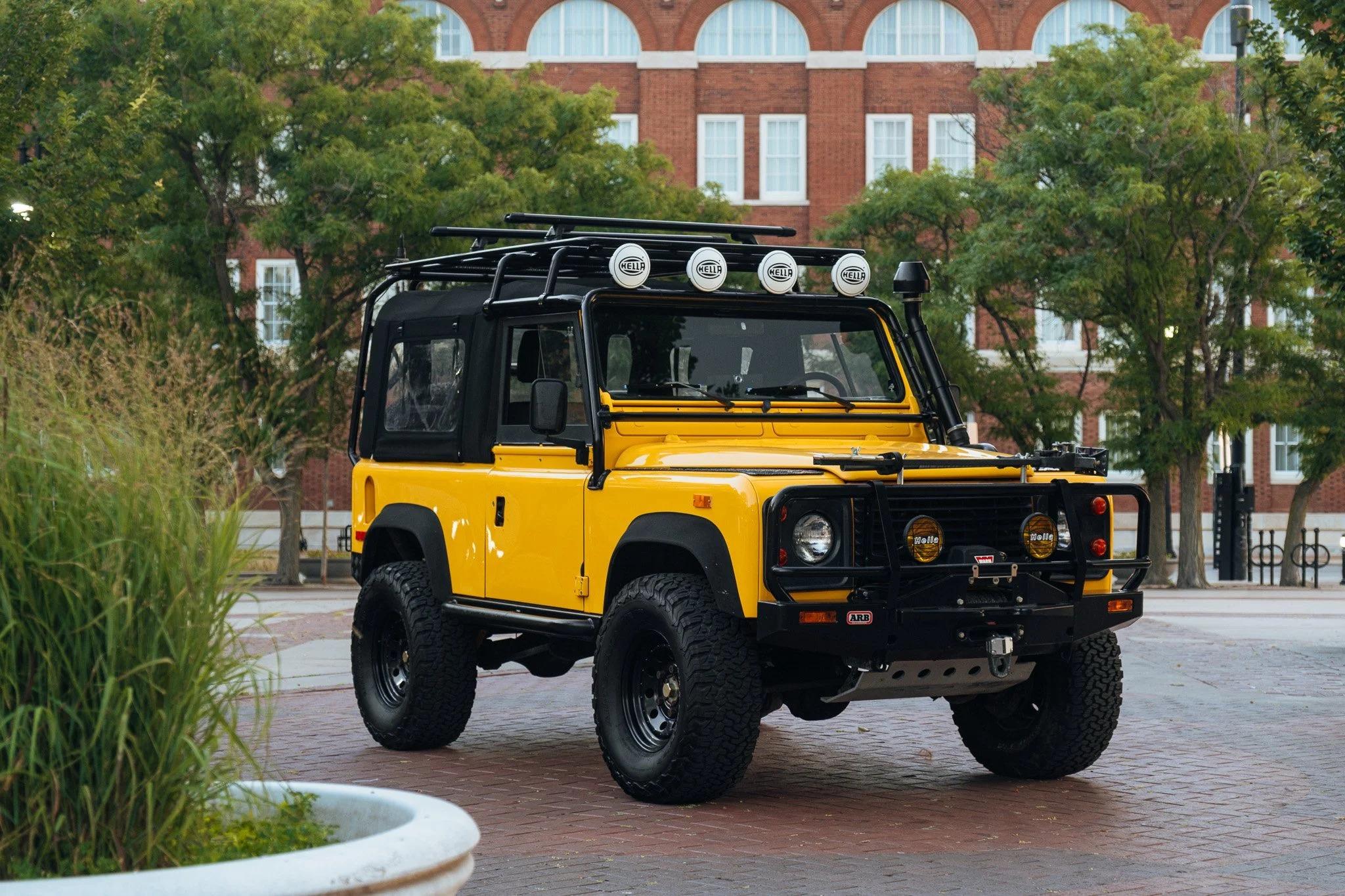 1994 Land Rover Defender 90 NAS