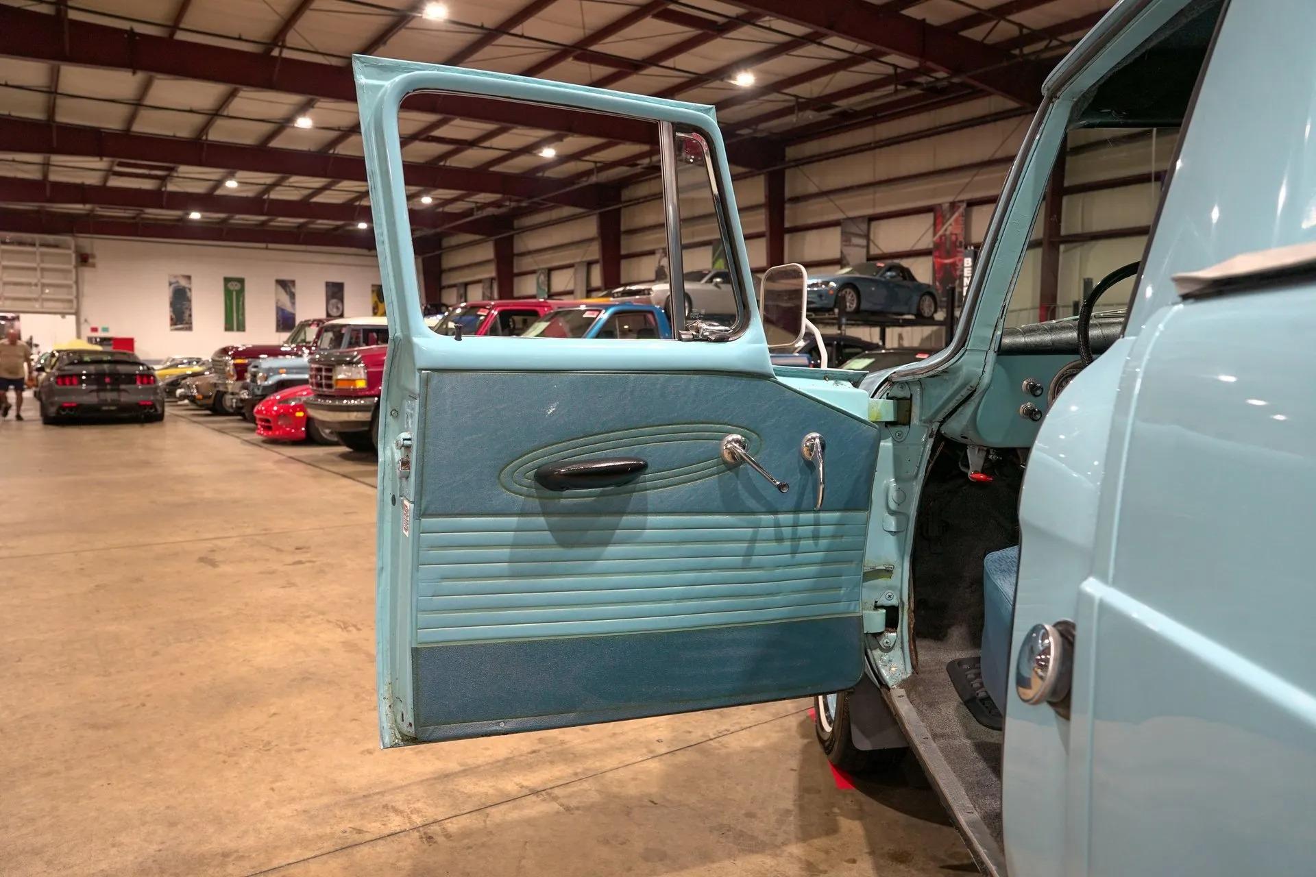 1962 Studebaker Champ