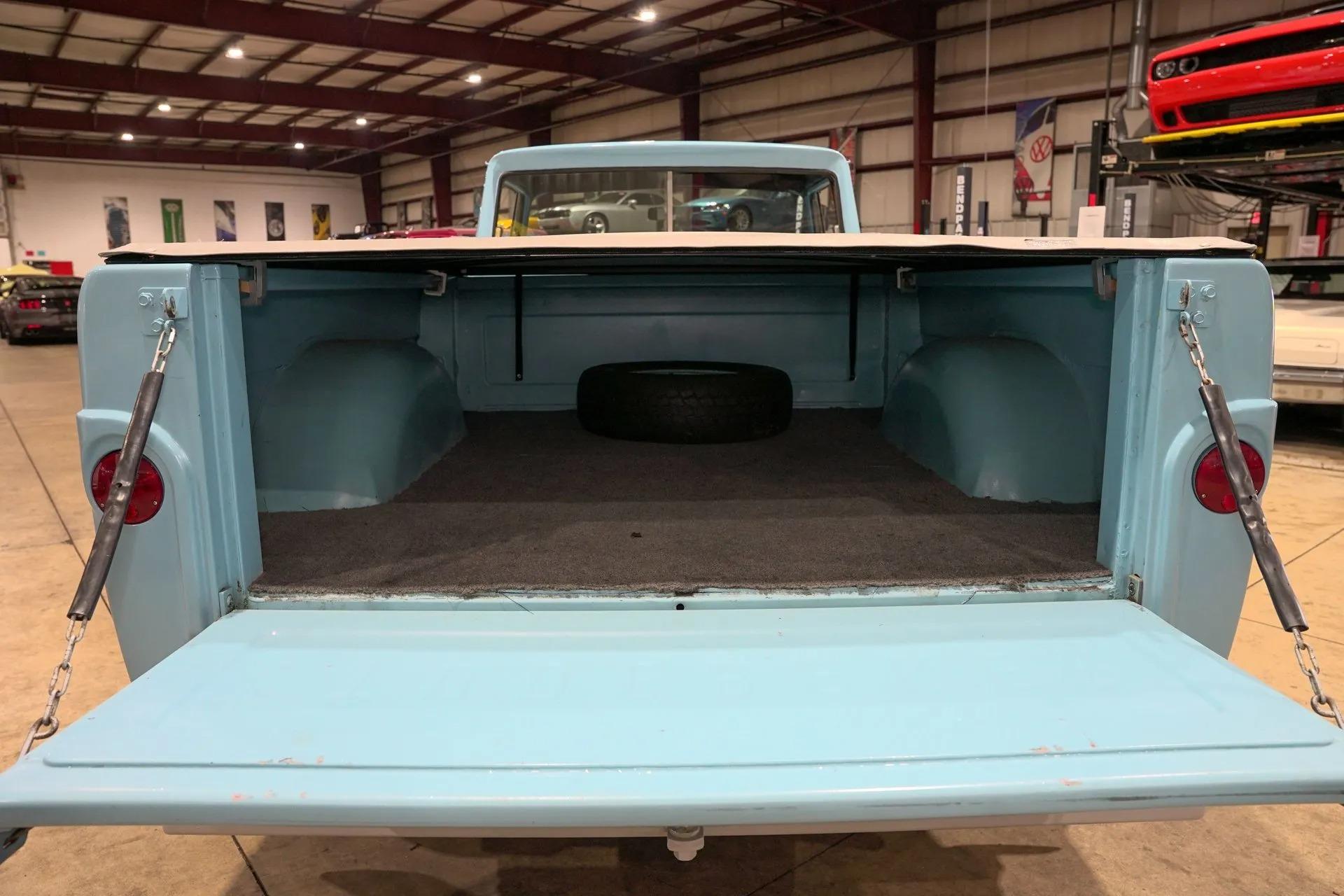 1962 Studebaker Champ