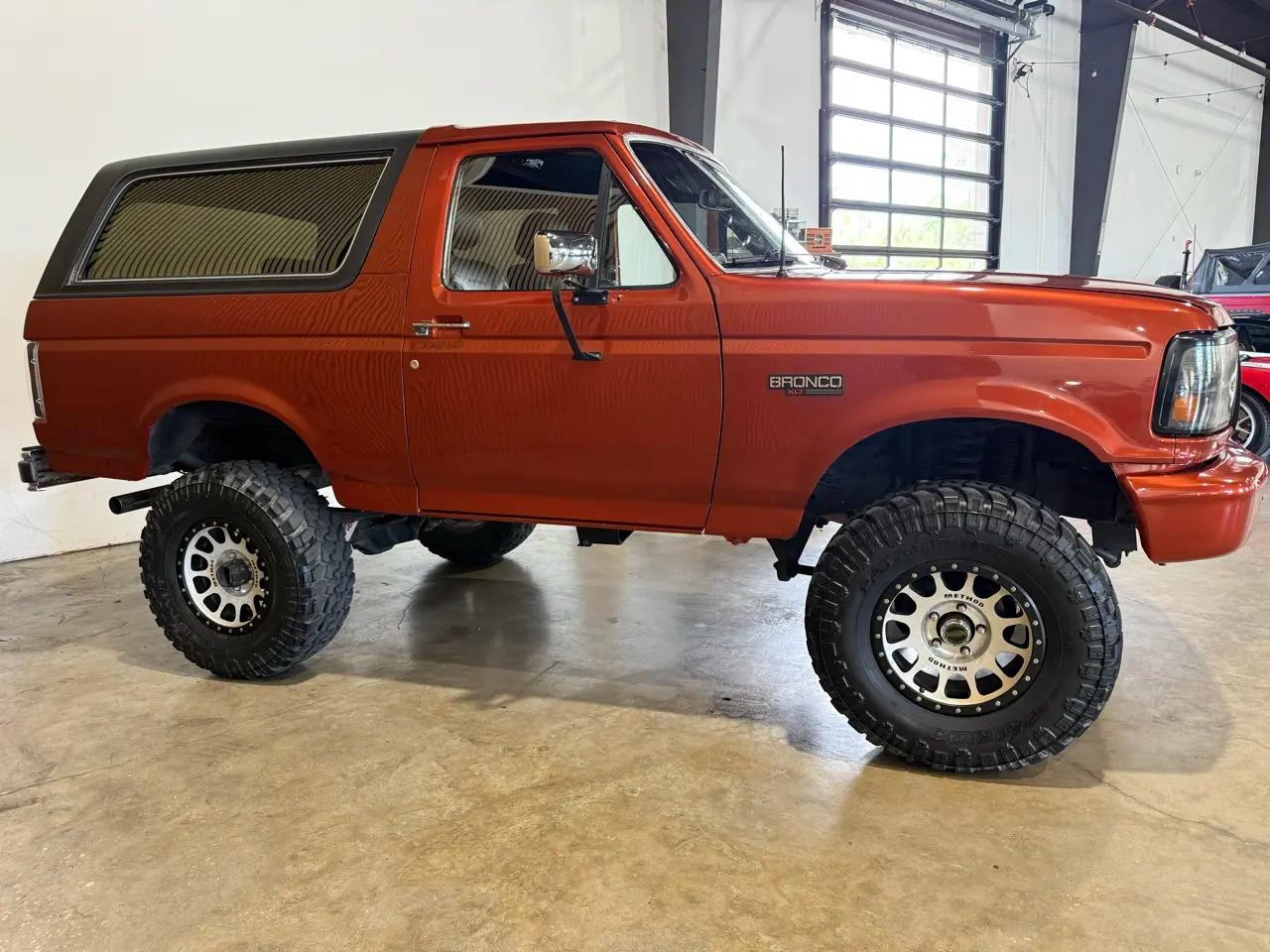 1989 Ford Bronco XLT