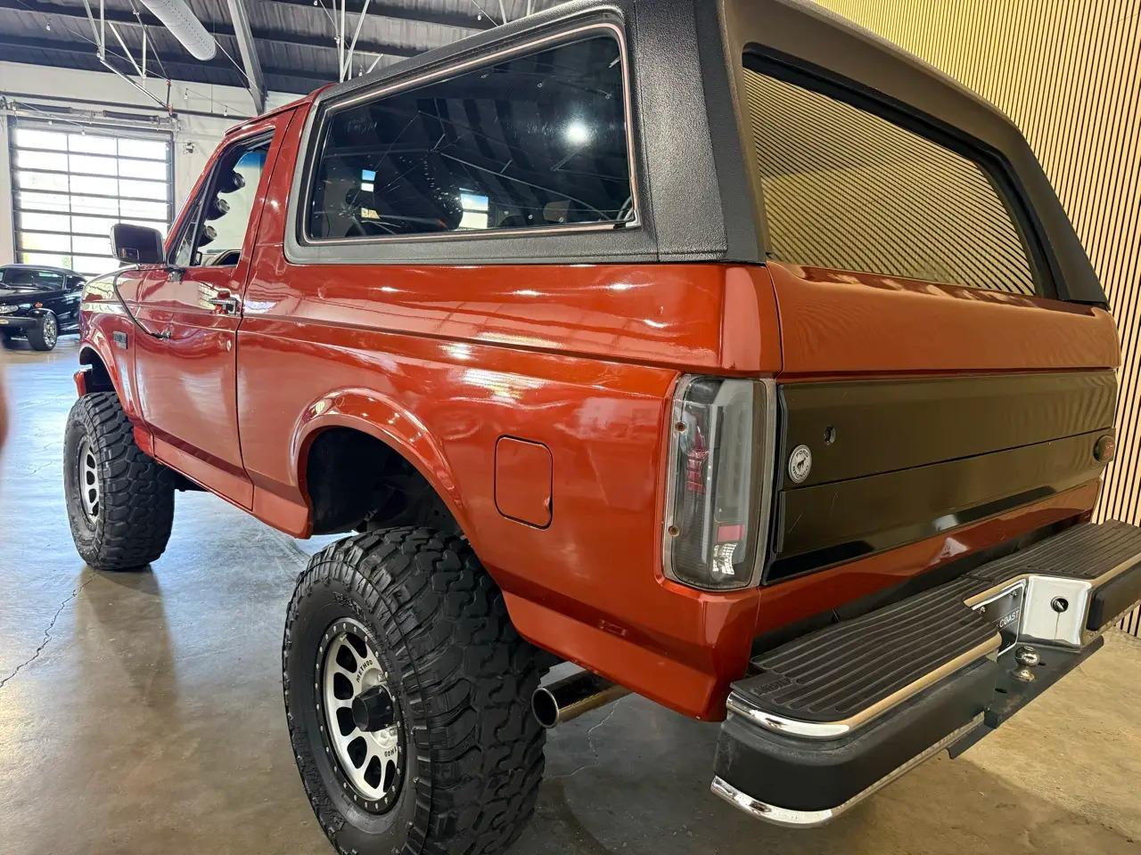 1989 Ford Bronco XLT