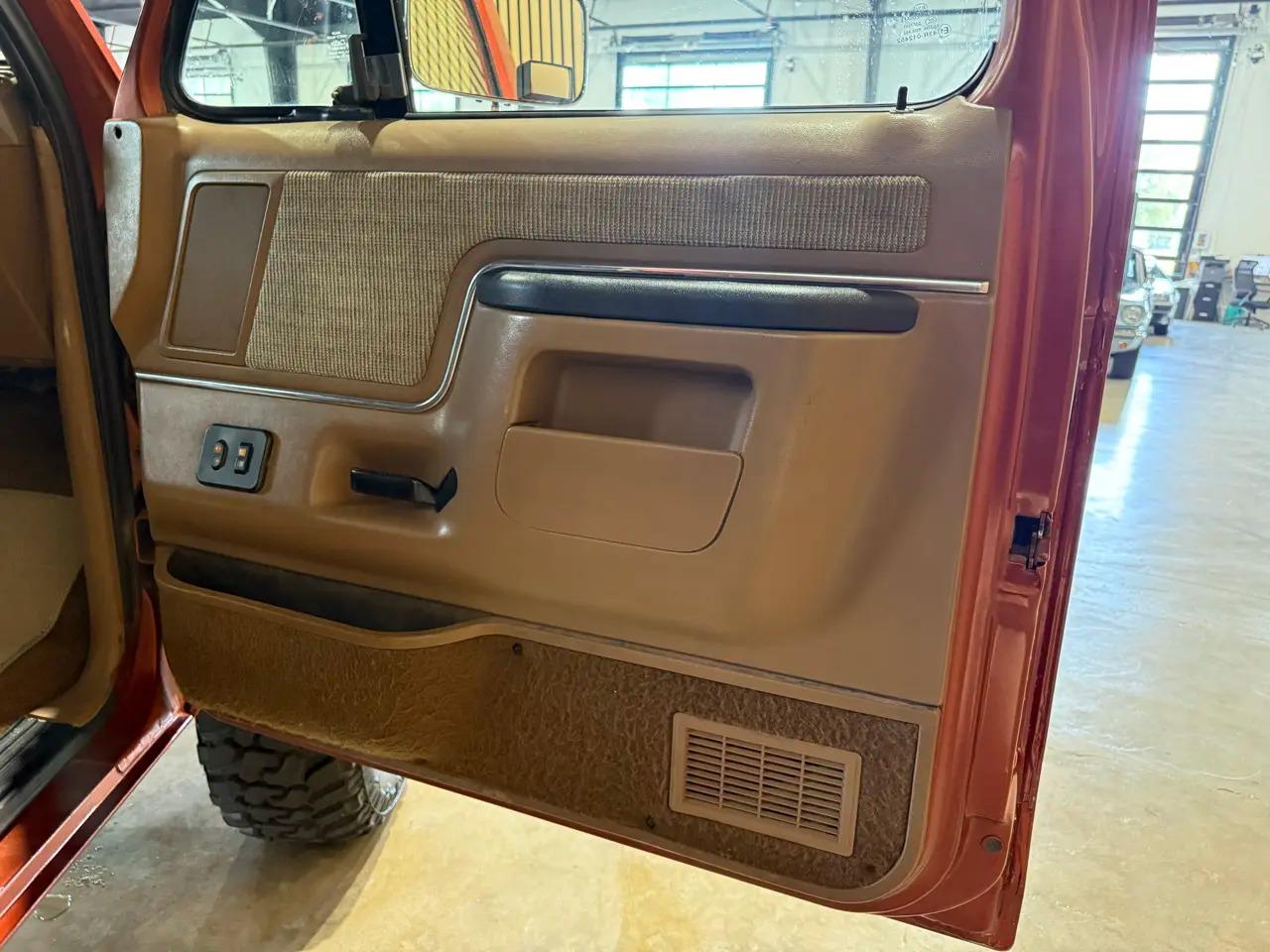 1989 Ford Bronco XLT