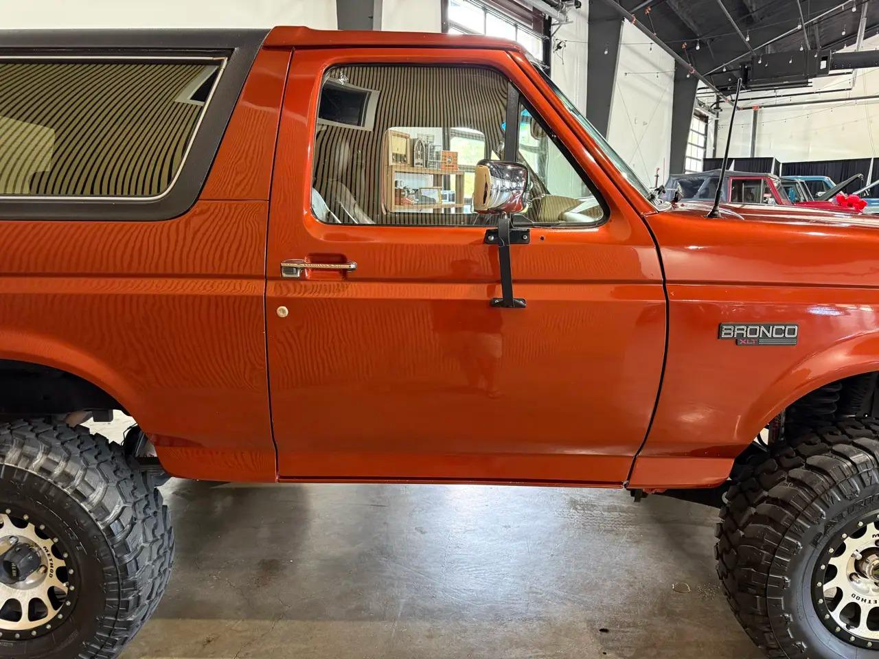 1989 Ford Bronco XLT