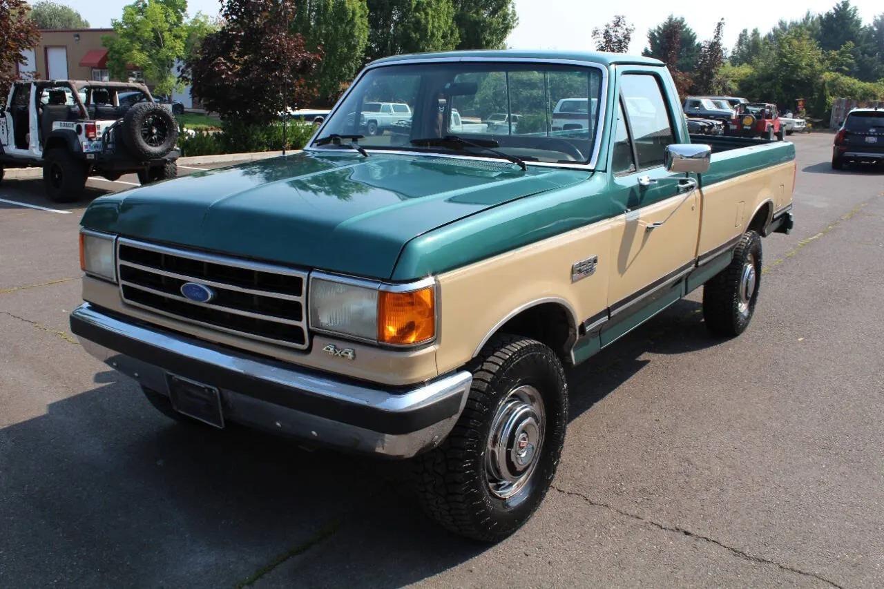 1989 Ford F-250 XLT Lariat