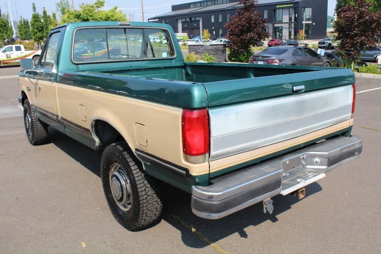 1989 Ford F-250 XLT Lariat
