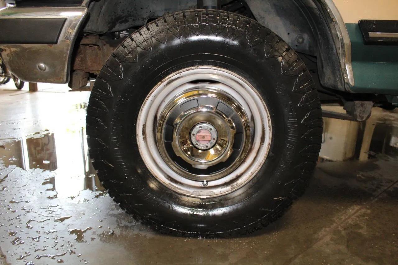 1989 Ford F-250 XLT Lariat