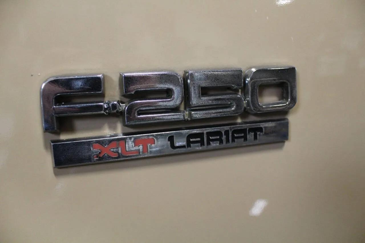 1989 Ford F-250 XLT Lariat