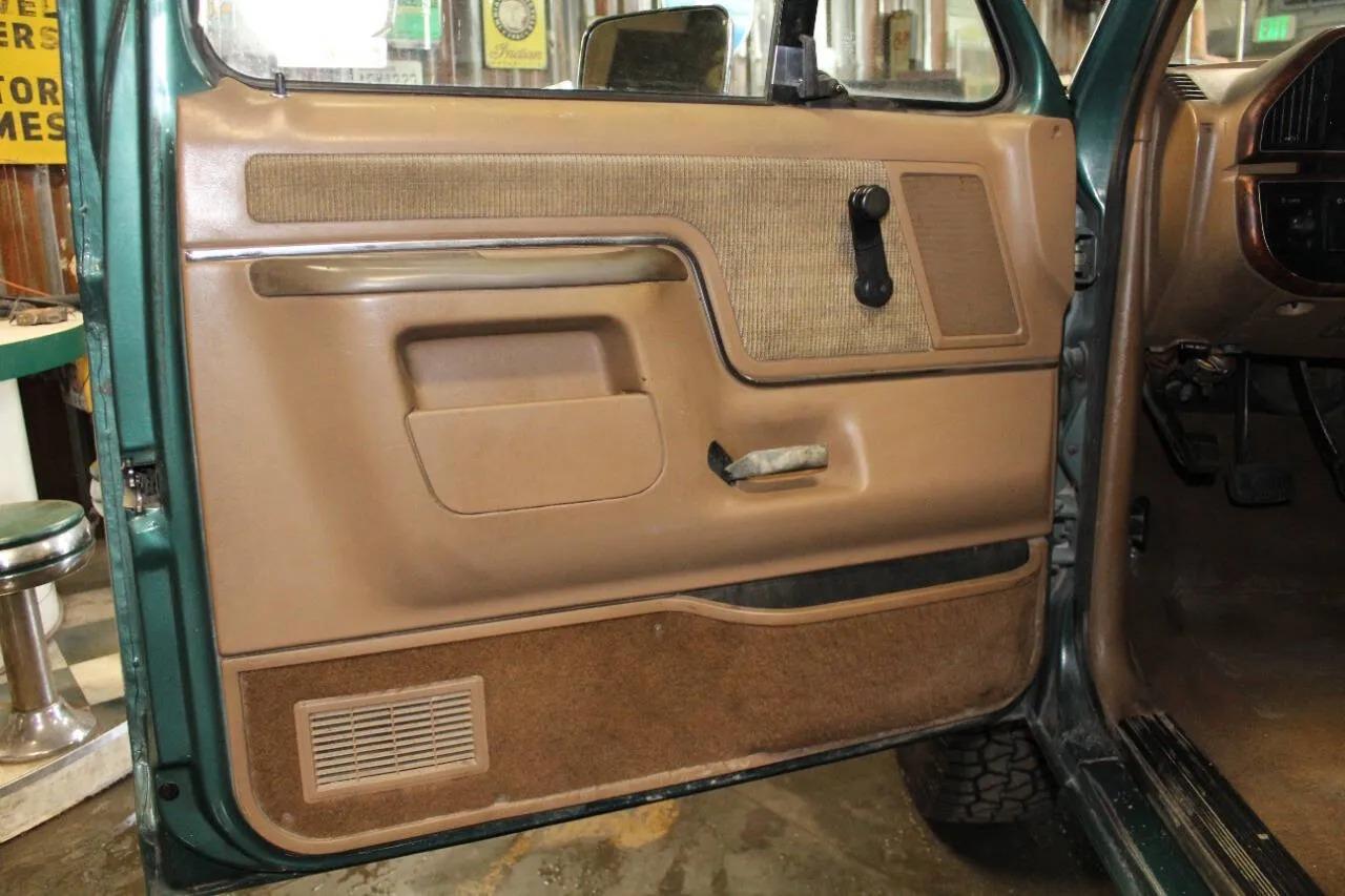 1989 Ford F-250 XLT Lariat
