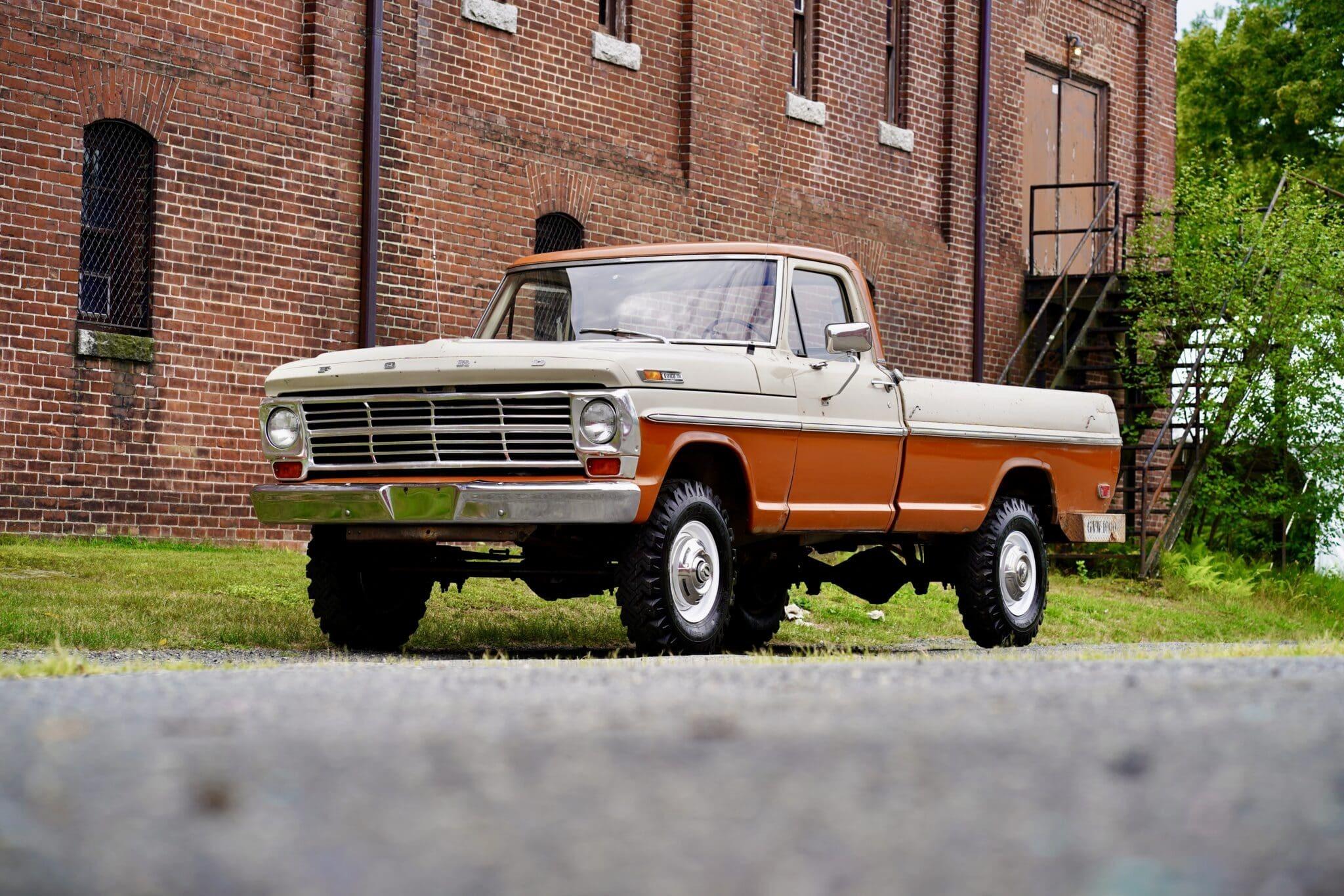 1969 Ford F-250 Custom 4×4 Highboy