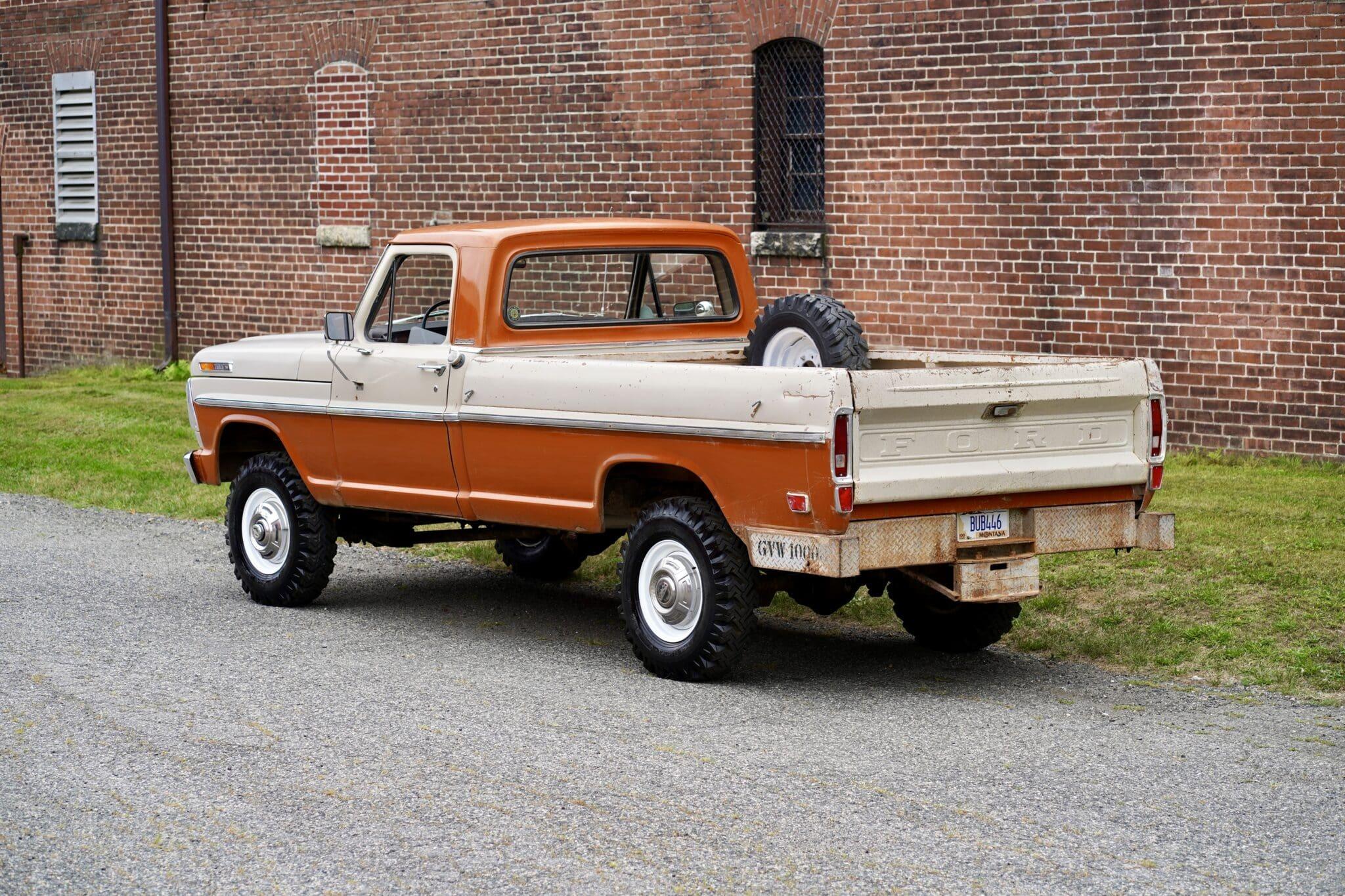1969 Ford F-250 Custom 4×4 Highboy