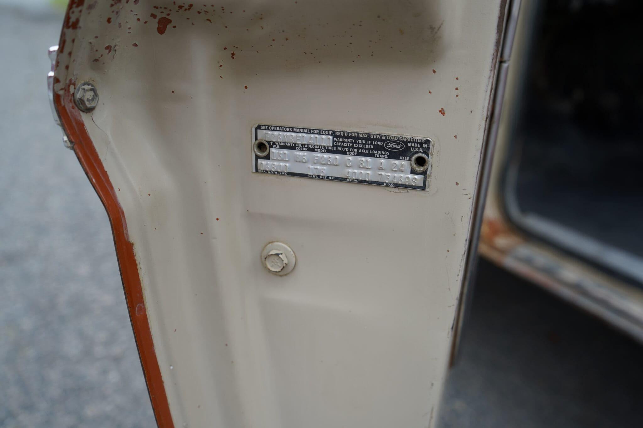 1969 Ford F-250 Custom 4×4 Highboy