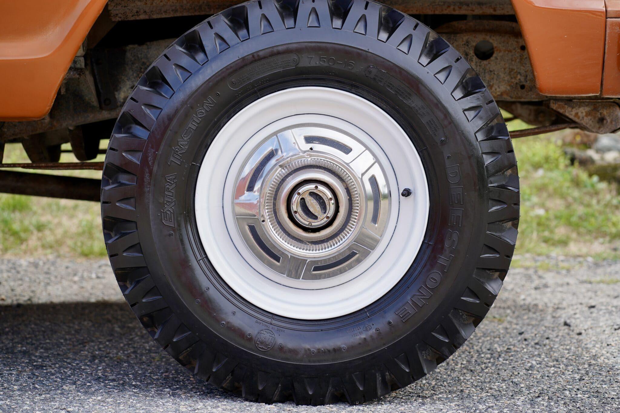 1969 Ford F-250 Custom 4×4 Highboy