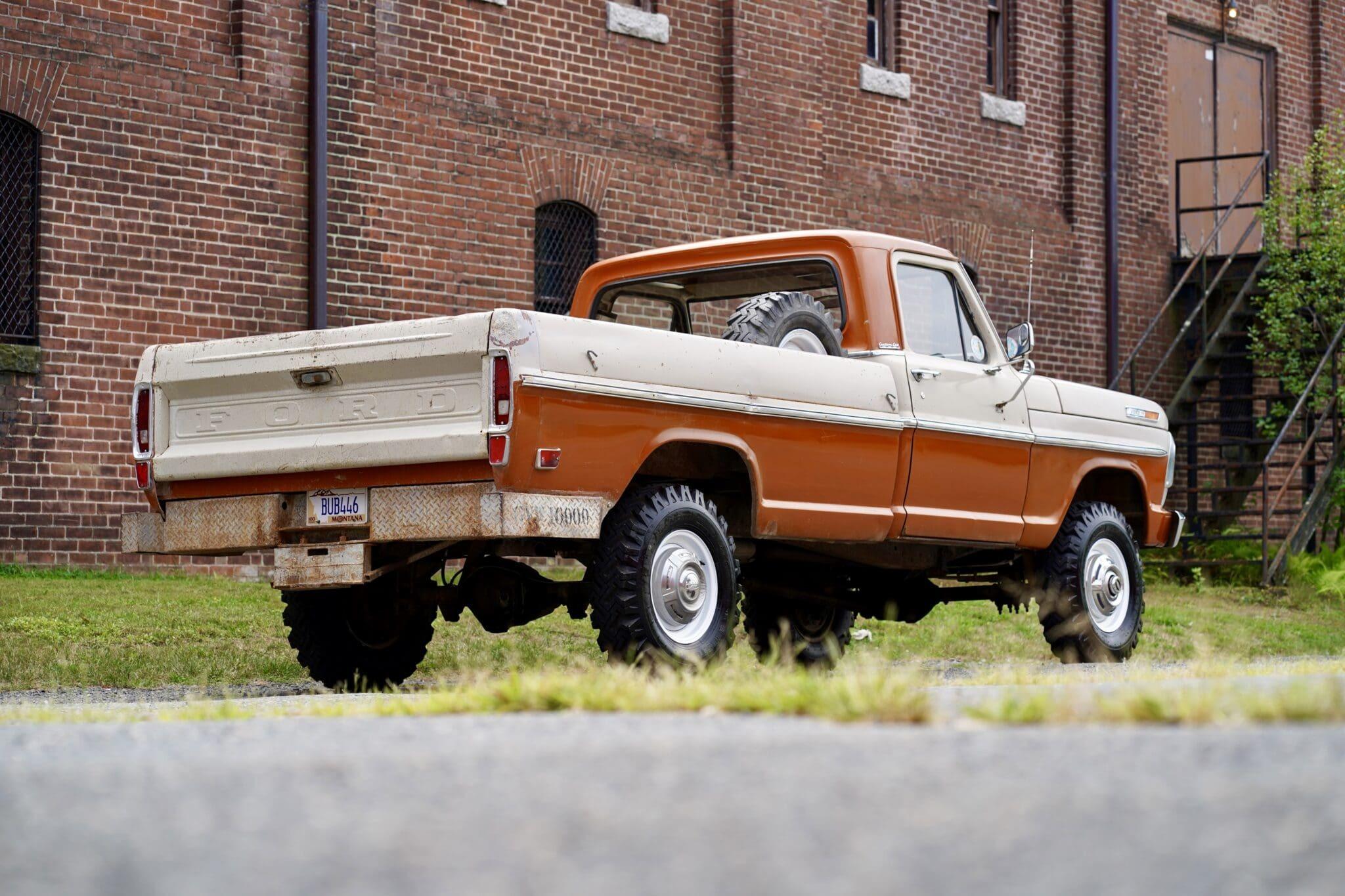 1969 Ford F-250 Custom 4×4 Highboy