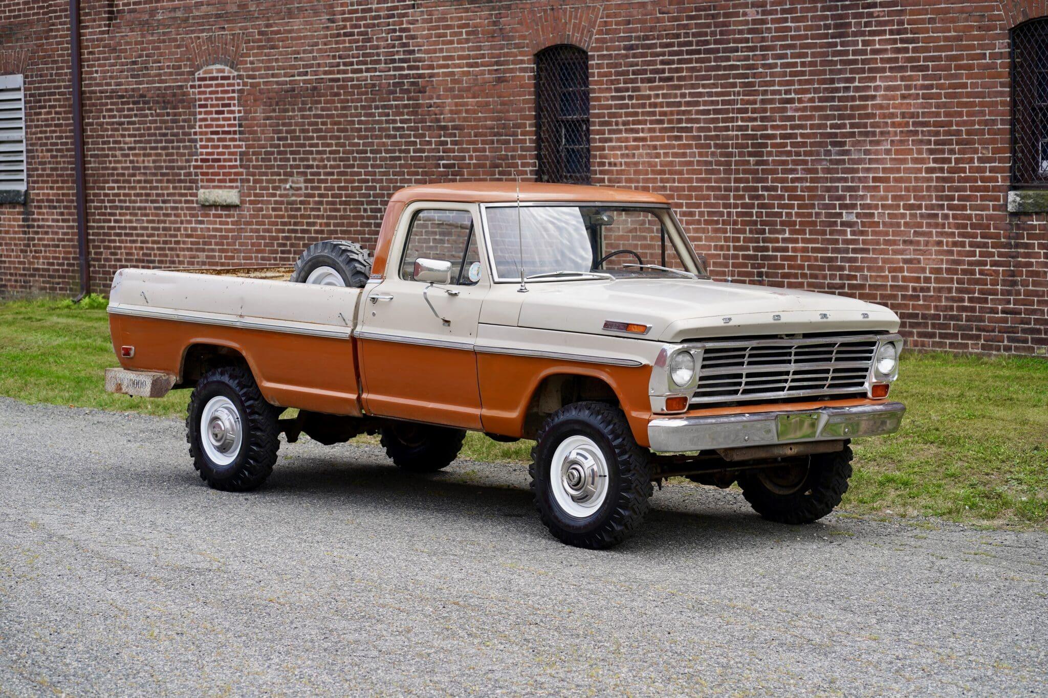 1969 Ford F-250 Custom 4×4 Highboy