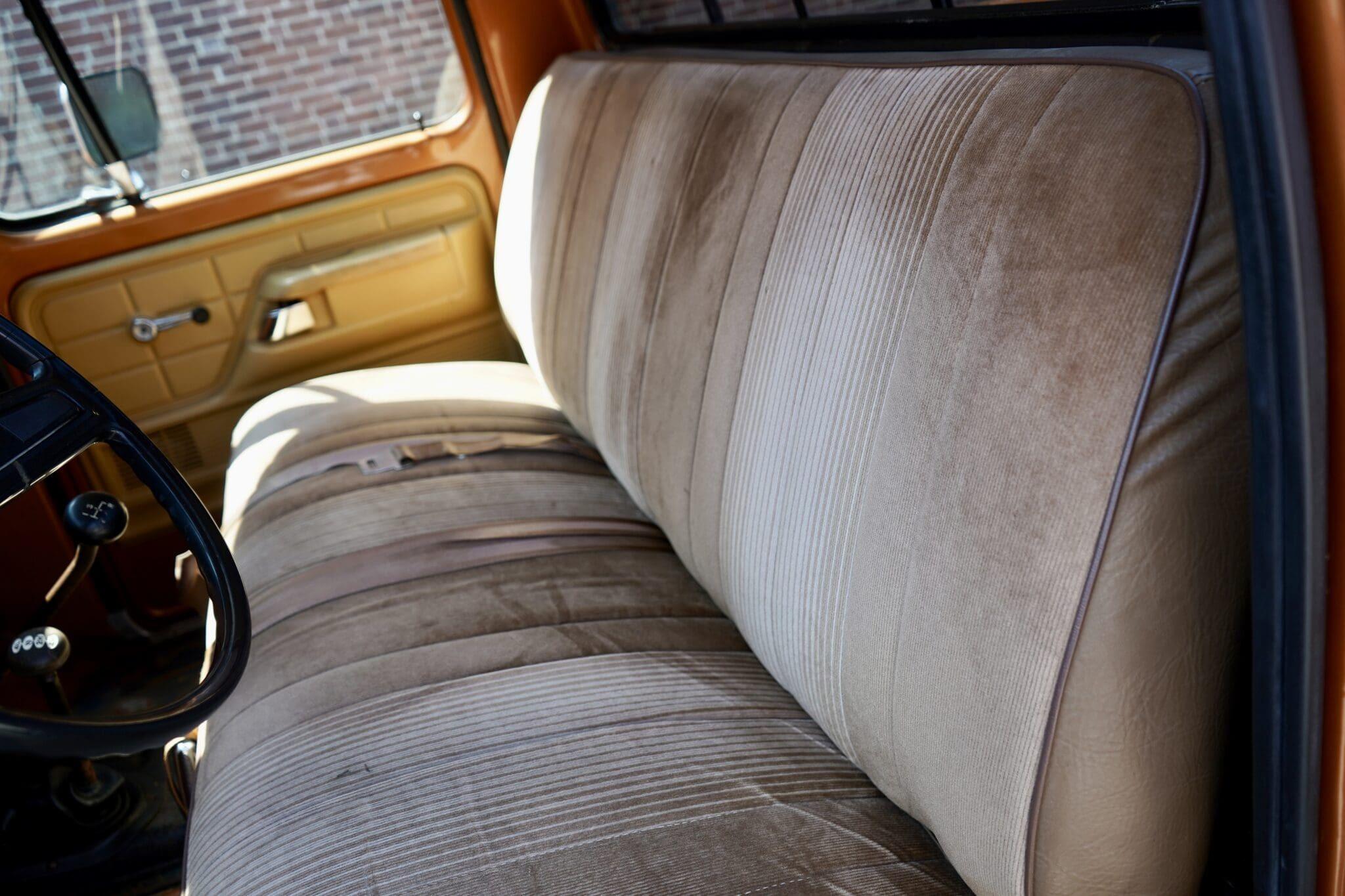 1975 Ford F-250 Custom 4×4 Highboy Explorer