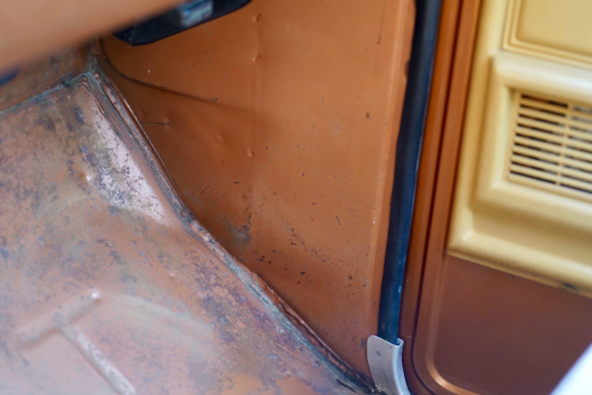 1975 Ford F-250 Custom 4×4 Highboy Explorer