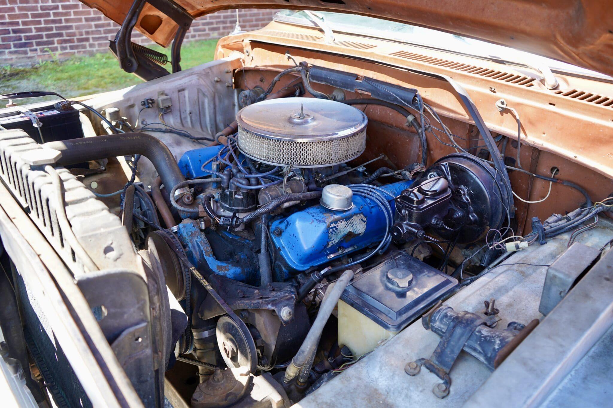 1975 Ford F-250 Custom 4×4 Highboy Explorer