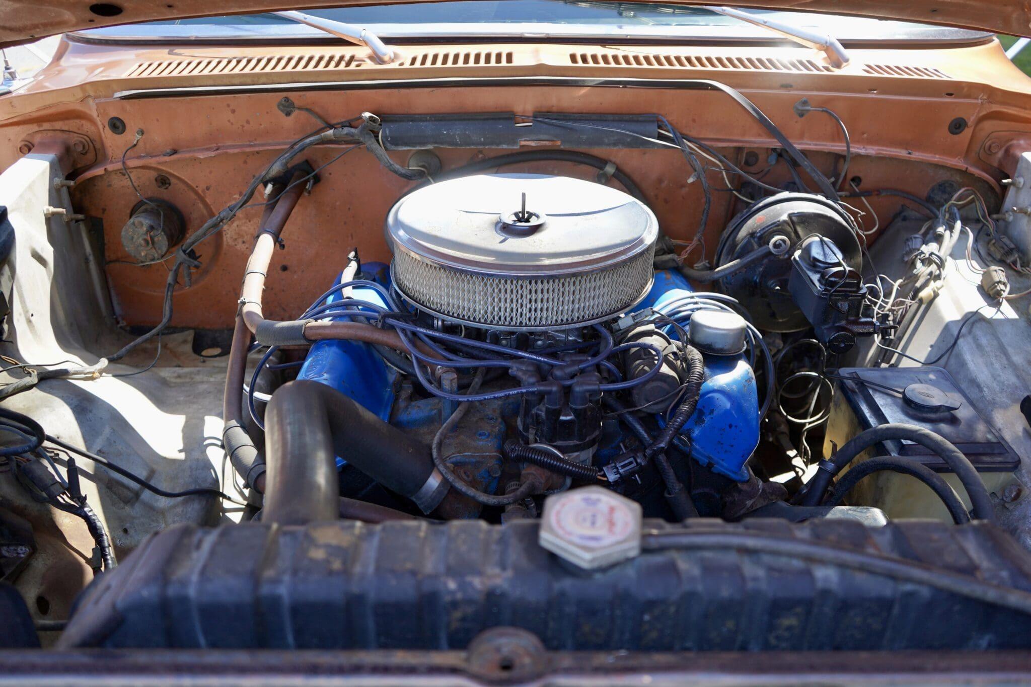 1975 Ford F-250 Custom 4×4 Highboy Explorer
