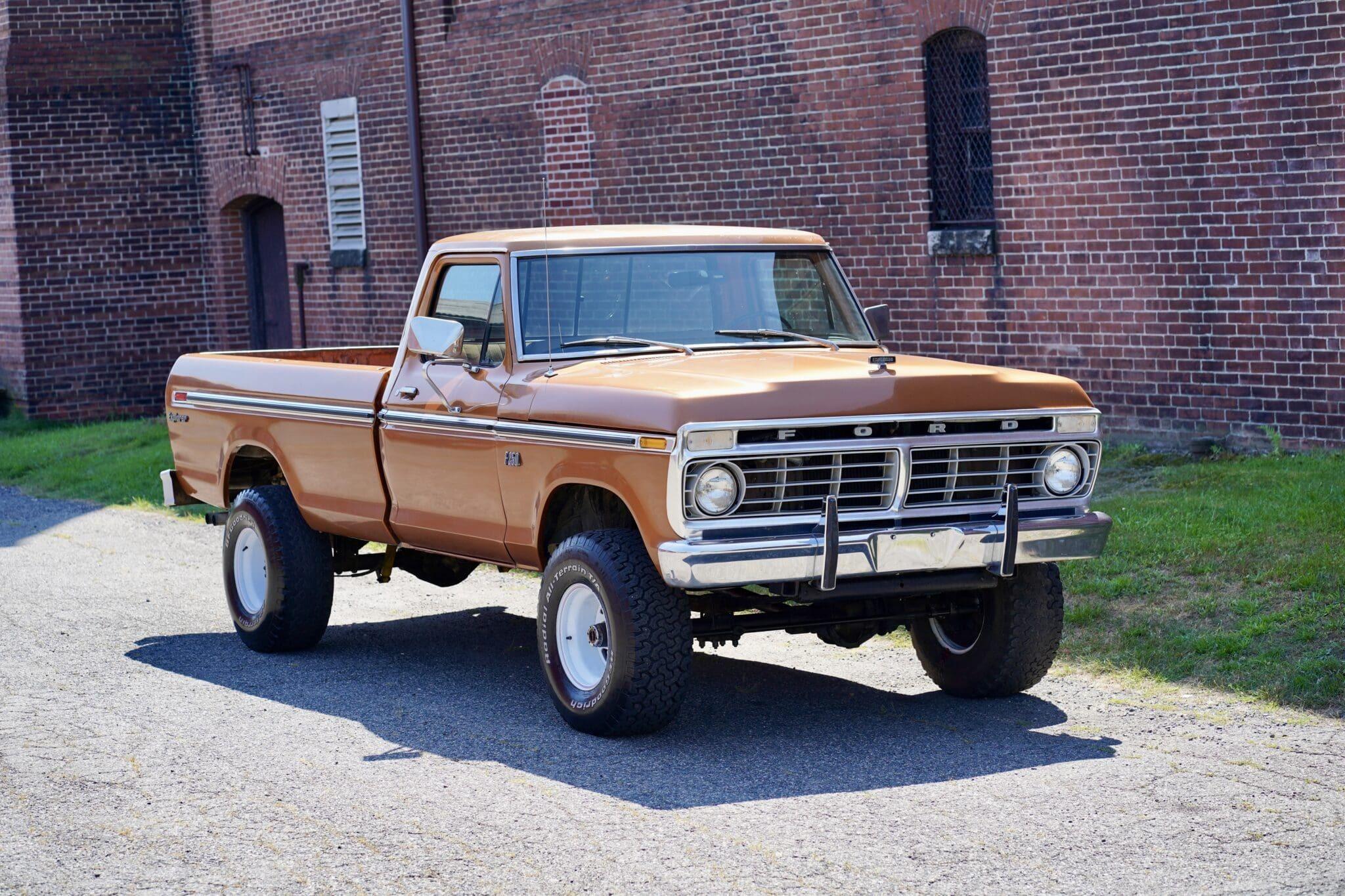 1975 Ford F-250 Custom 4×4 Highboy Explorer