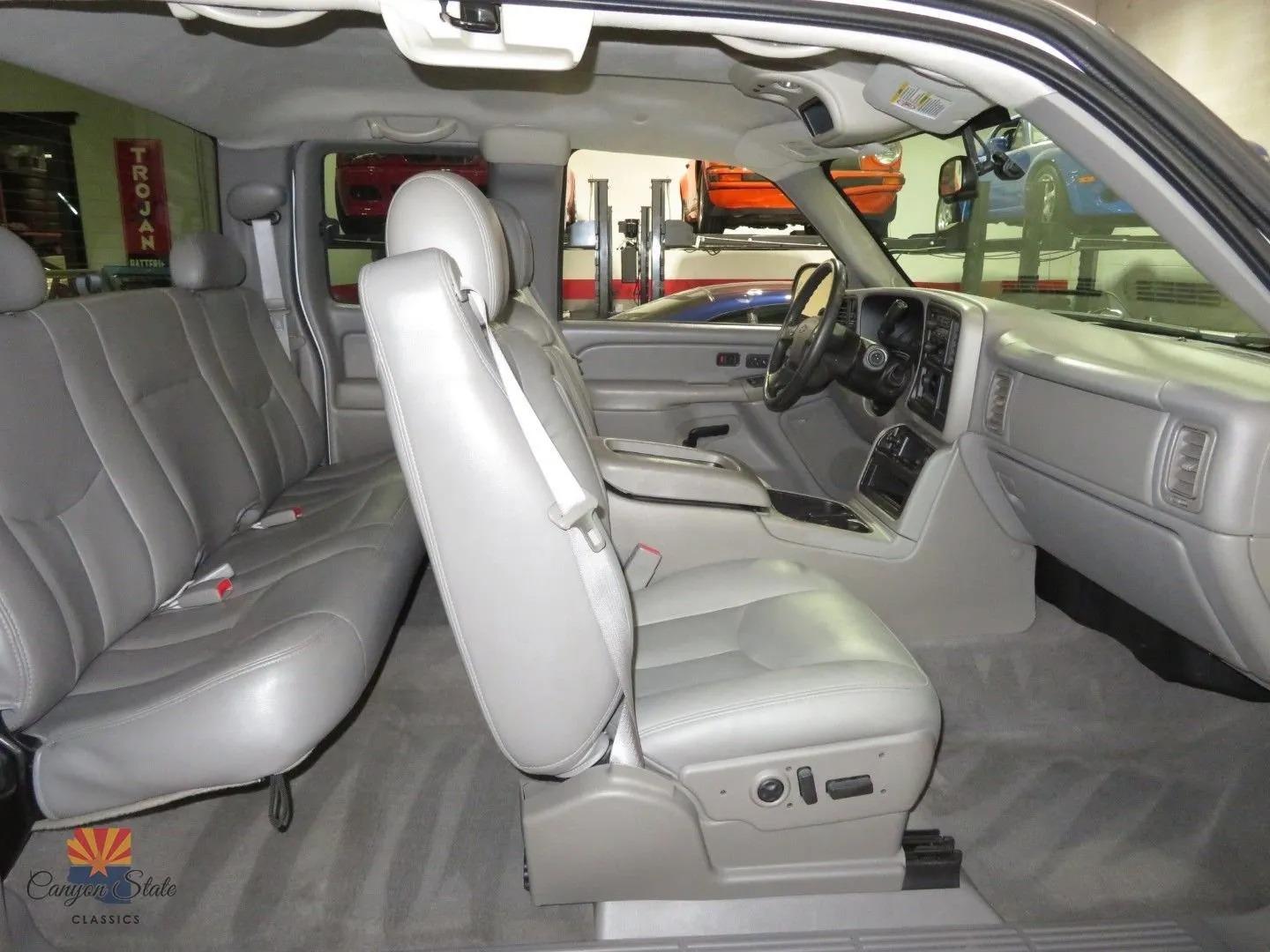 2004 Chevrolet Silverado 2500HD