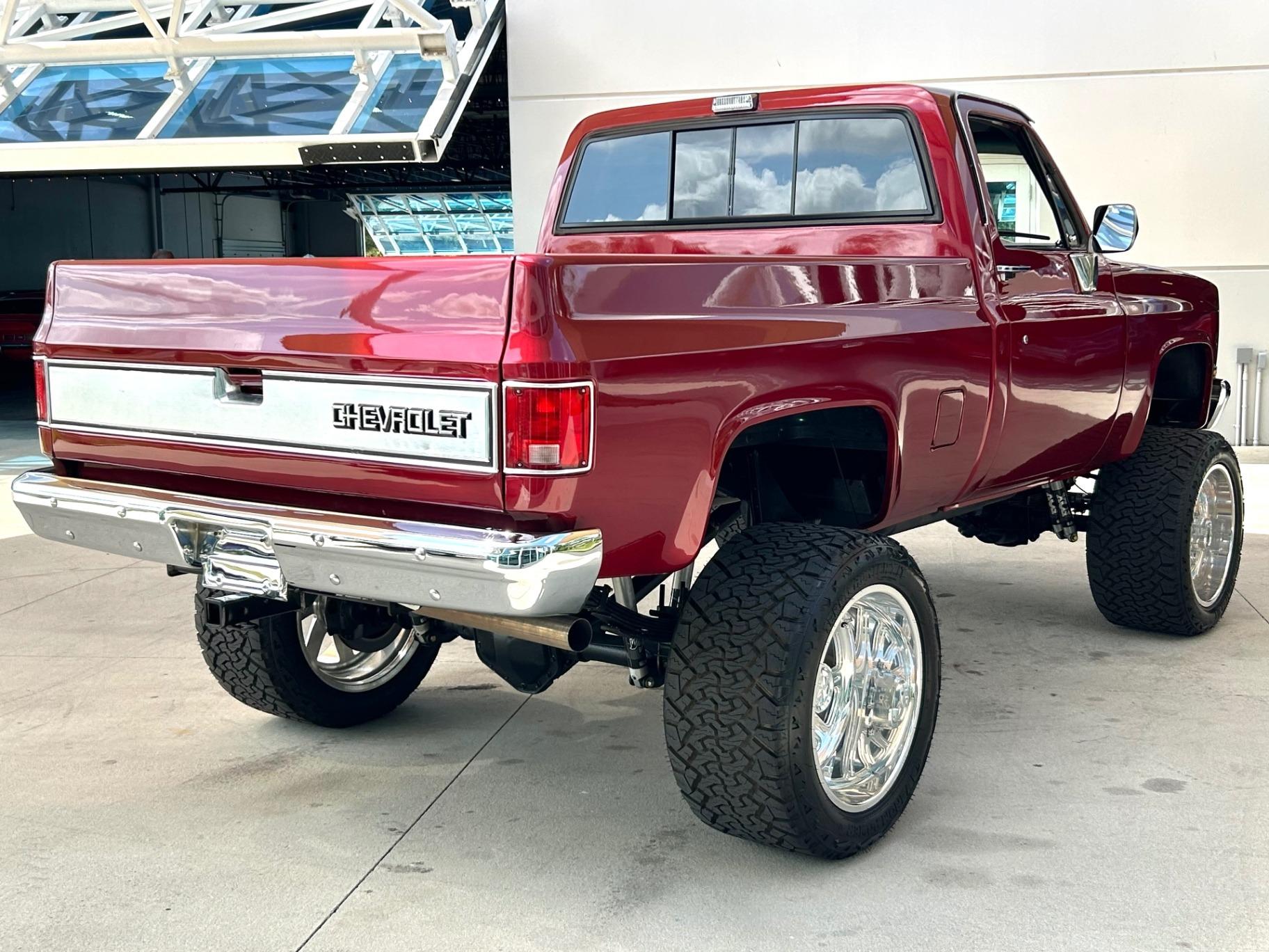1987 Chevrolet V-10 - 5