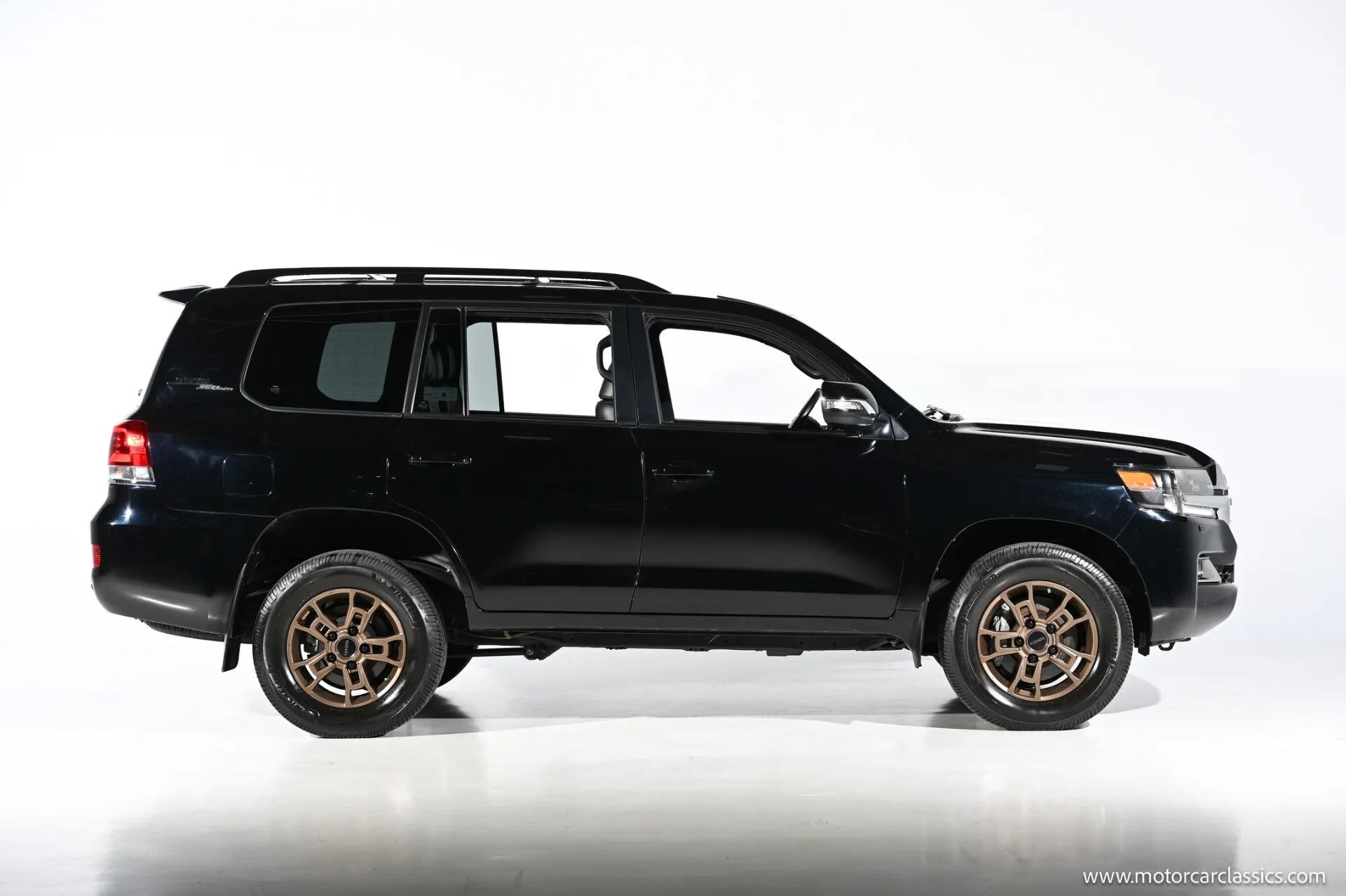2020 Toyota Land Cruiser Heritage Edition