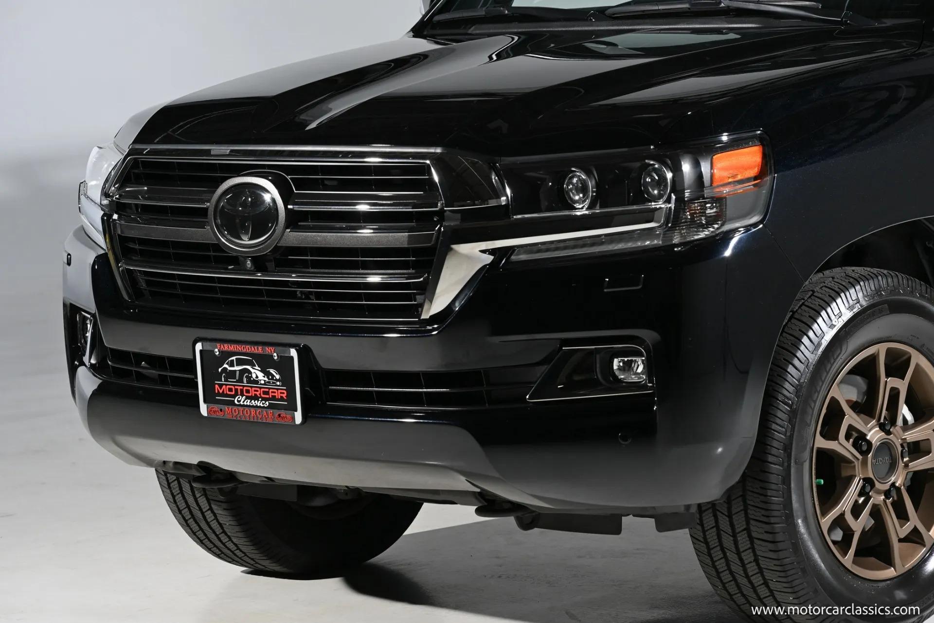 2020 Toyota Land Cruiser Heritage Edition